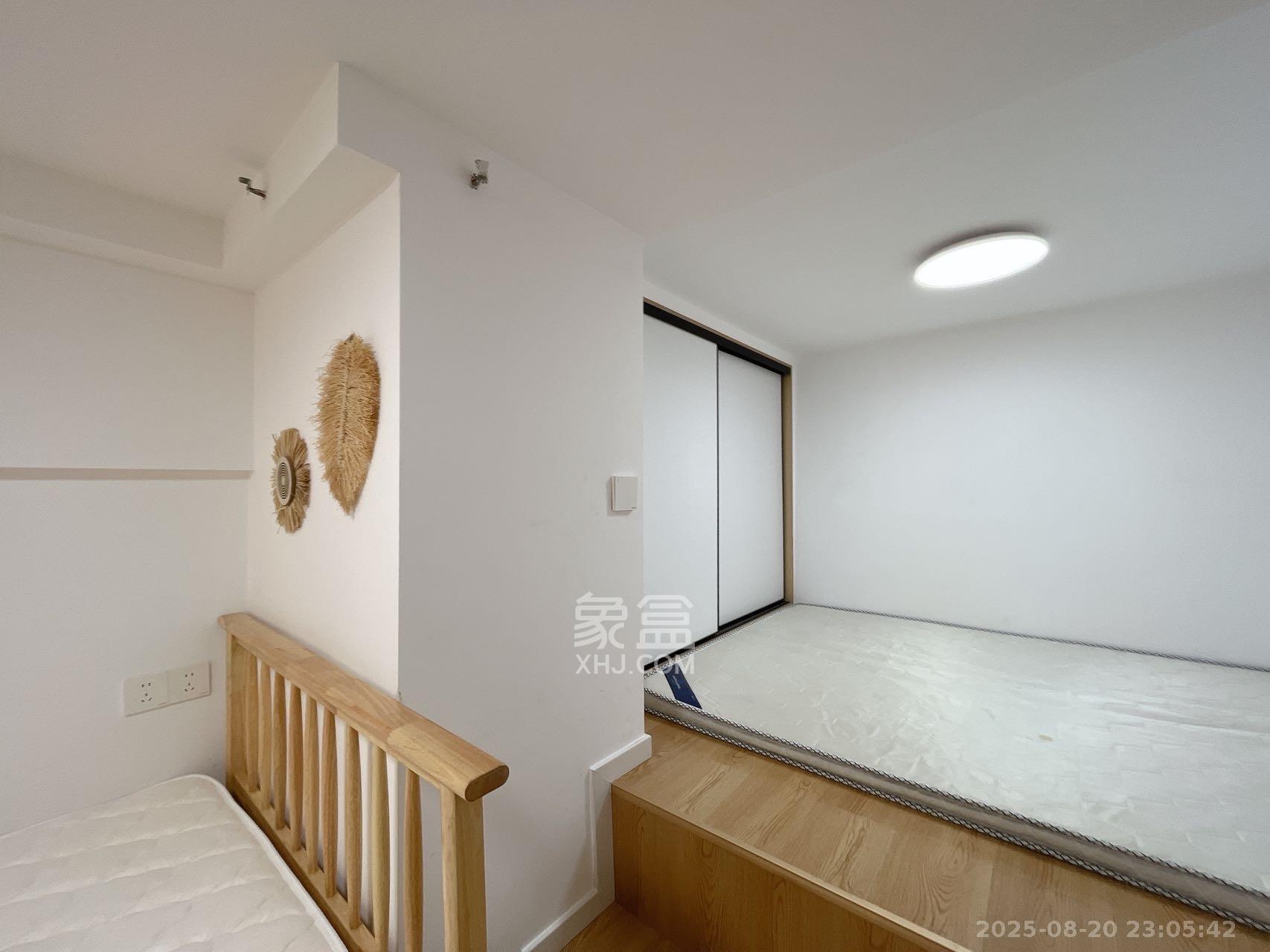 珠江花城好世界  2室1厅1卫    1800.0元/月 珠江花城好世界  2室1厅1卫    1800.0元/月室内图