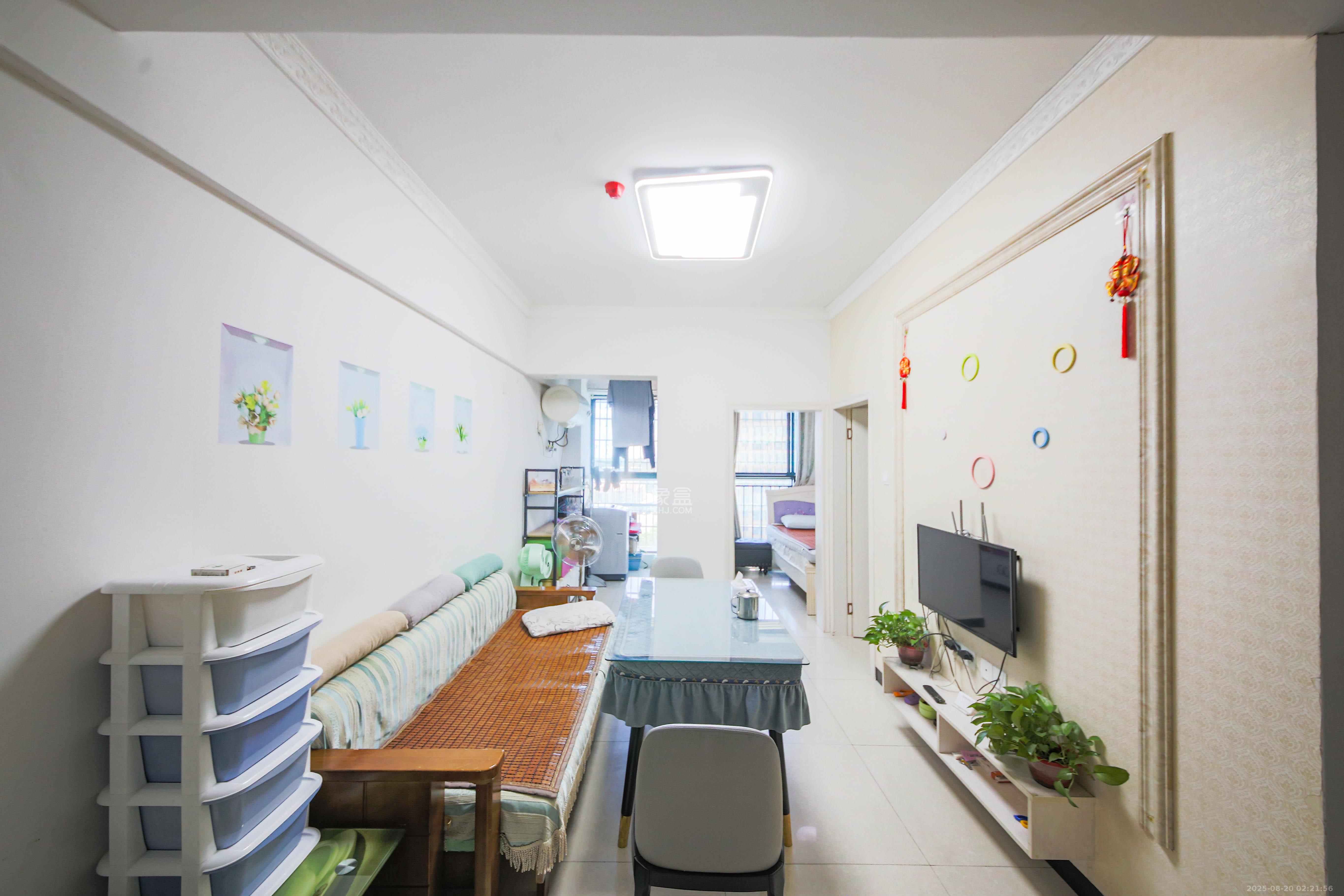 才子嘉都 2室1厅1卫 36.8万 才子嘉都 2室1厅1卫 36.8万客厅