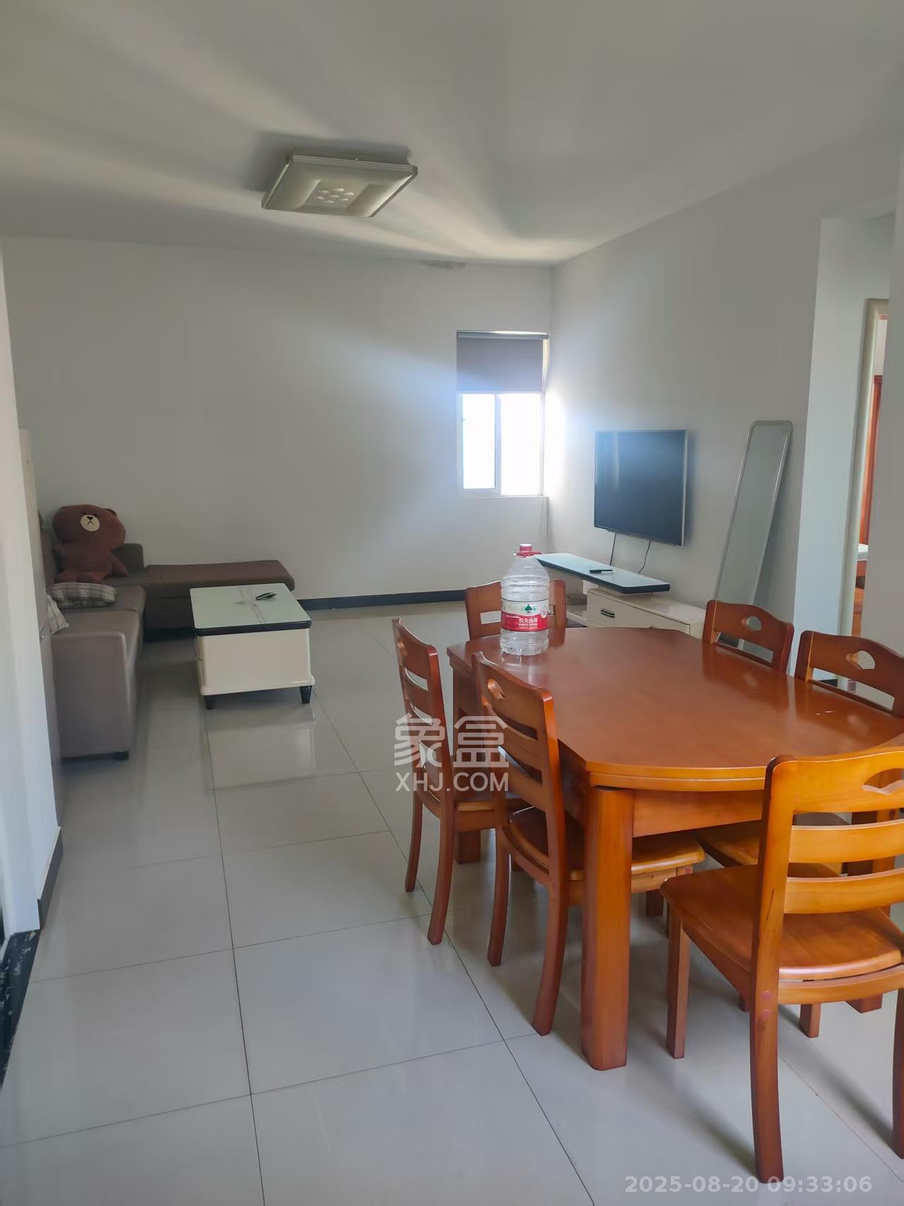 金麓西岸和苑  3室2厅1卫    2300.0元/月室内图