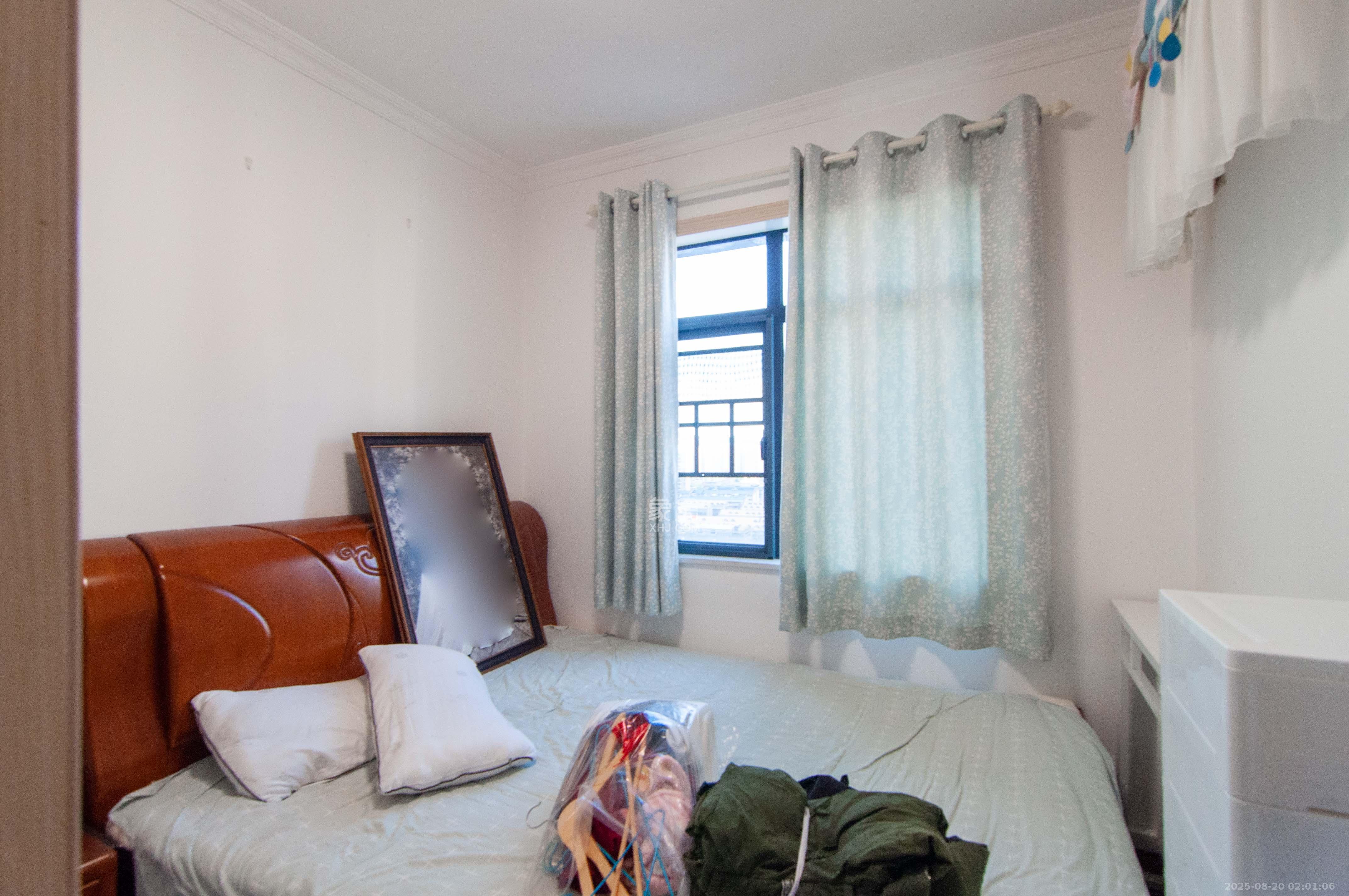 中央美郡  4室2厅2卫    170.0万其他