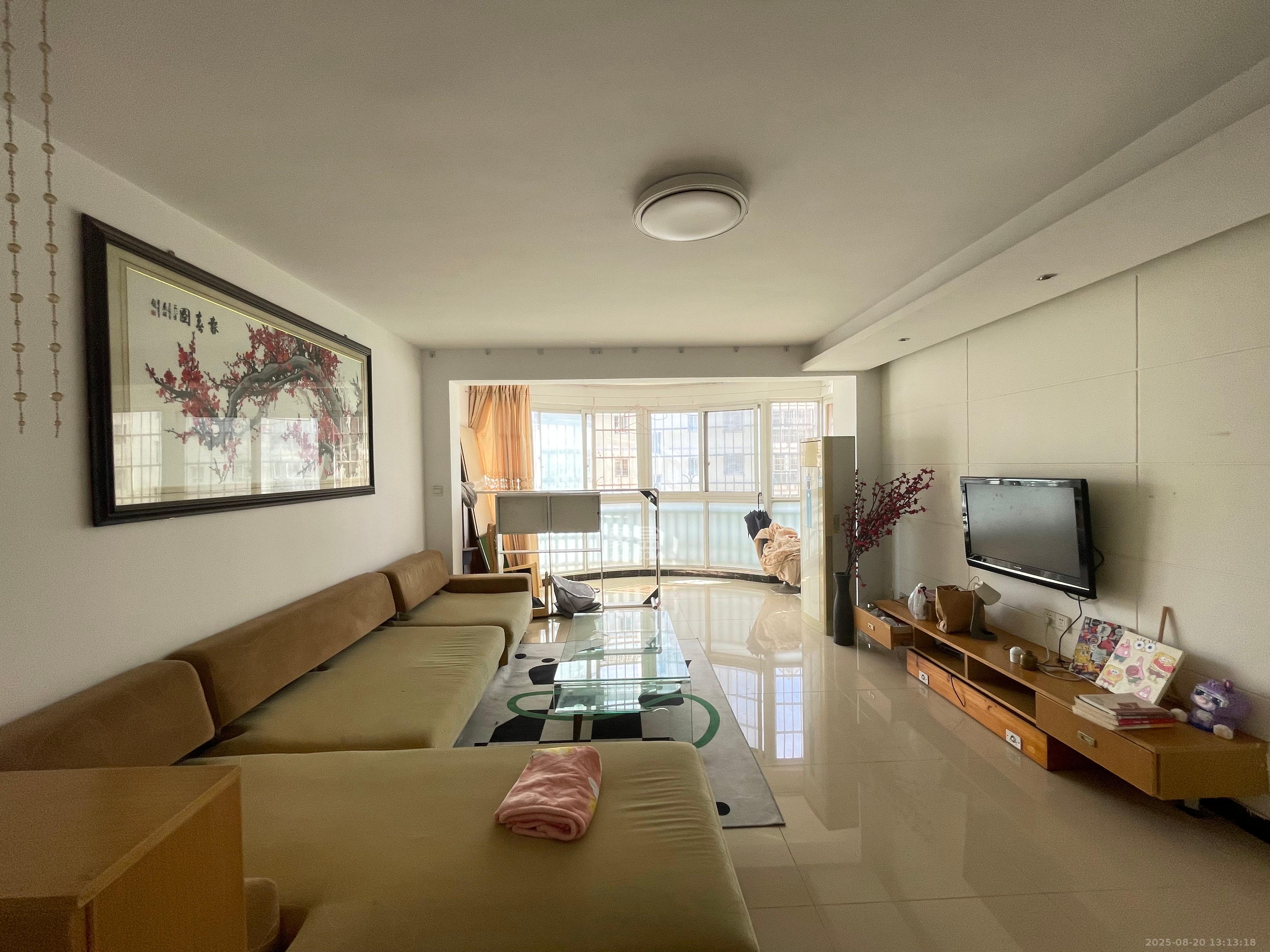 东方名都百草园  3室2厅2卫    1800.0元/月 东方名都百草园  3室2厅2卫    1800.0元/月室内图