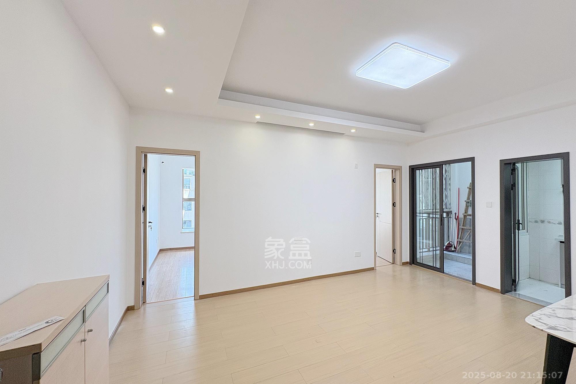 芙蓉同发  2室1厅1卫    69.0万 芙蓉同发  2室1厅1卫    69.0万