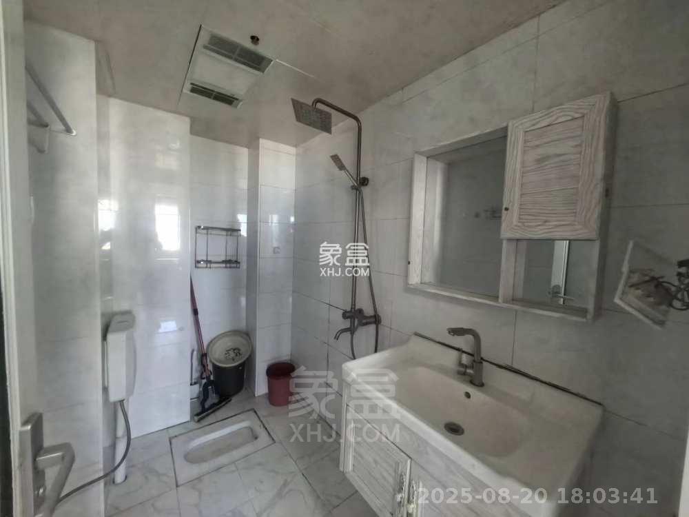 雅立天骄阁  1室1厅1卫    1200.0元/月室内图