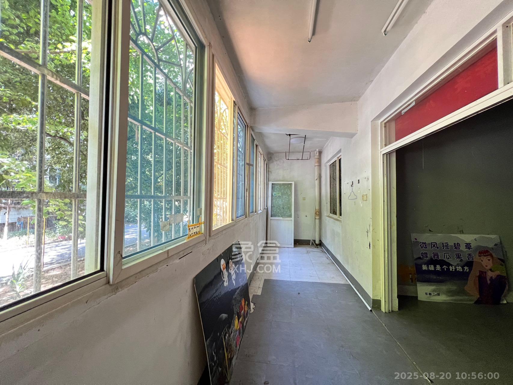 荷花园电信宿舍(天辰荷花苑)  2室0厅0卫    2100.0元/月 荷花园电信宿舍(天辰荷花苑)  2室0厅0卫    2100.0元/月室内图