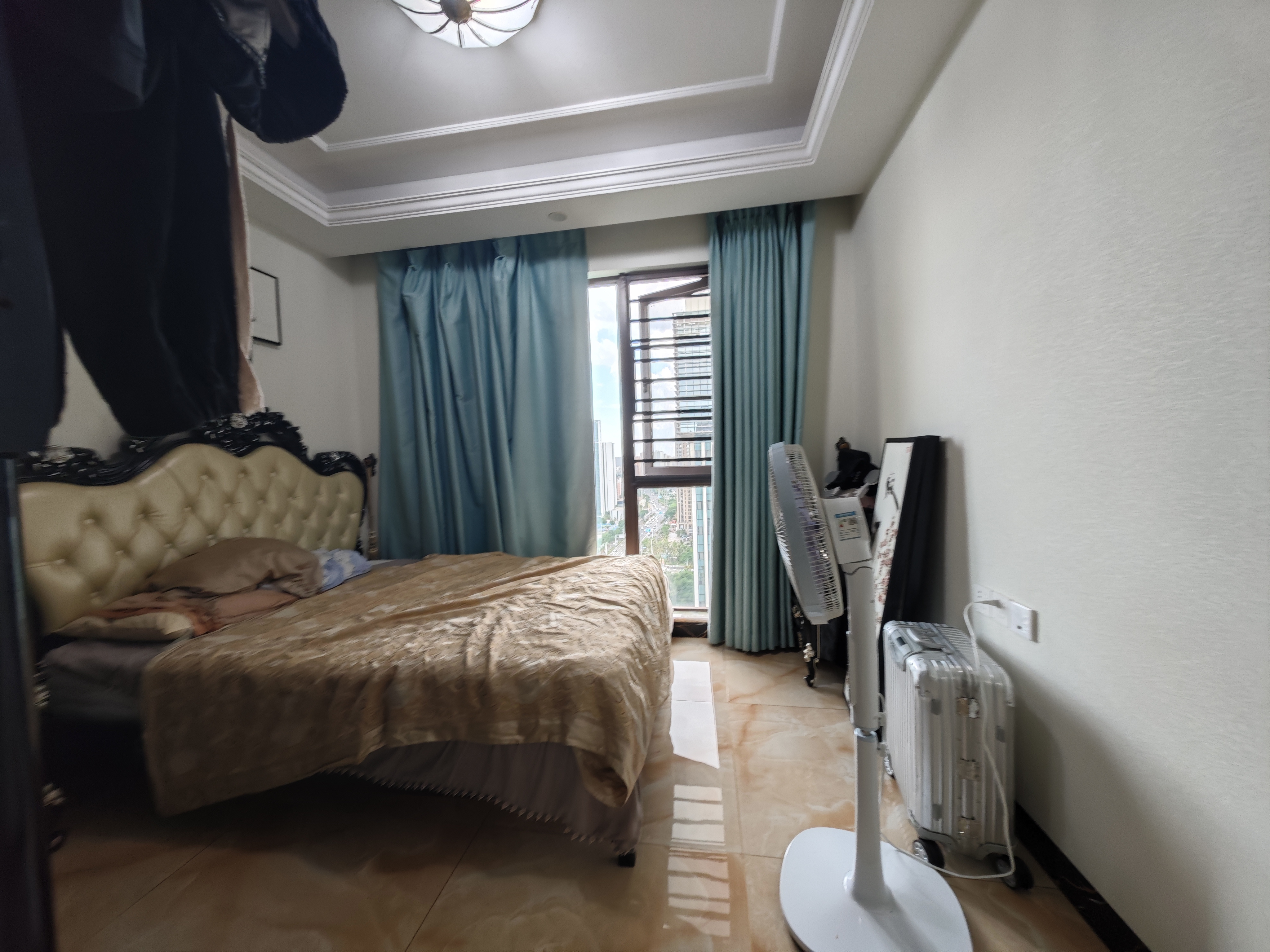 海航豪庭北苑 4室2厅2卫 10000.0元/月 海航豪庭北苑 4室2厅2卫 10000.0元/月室内图