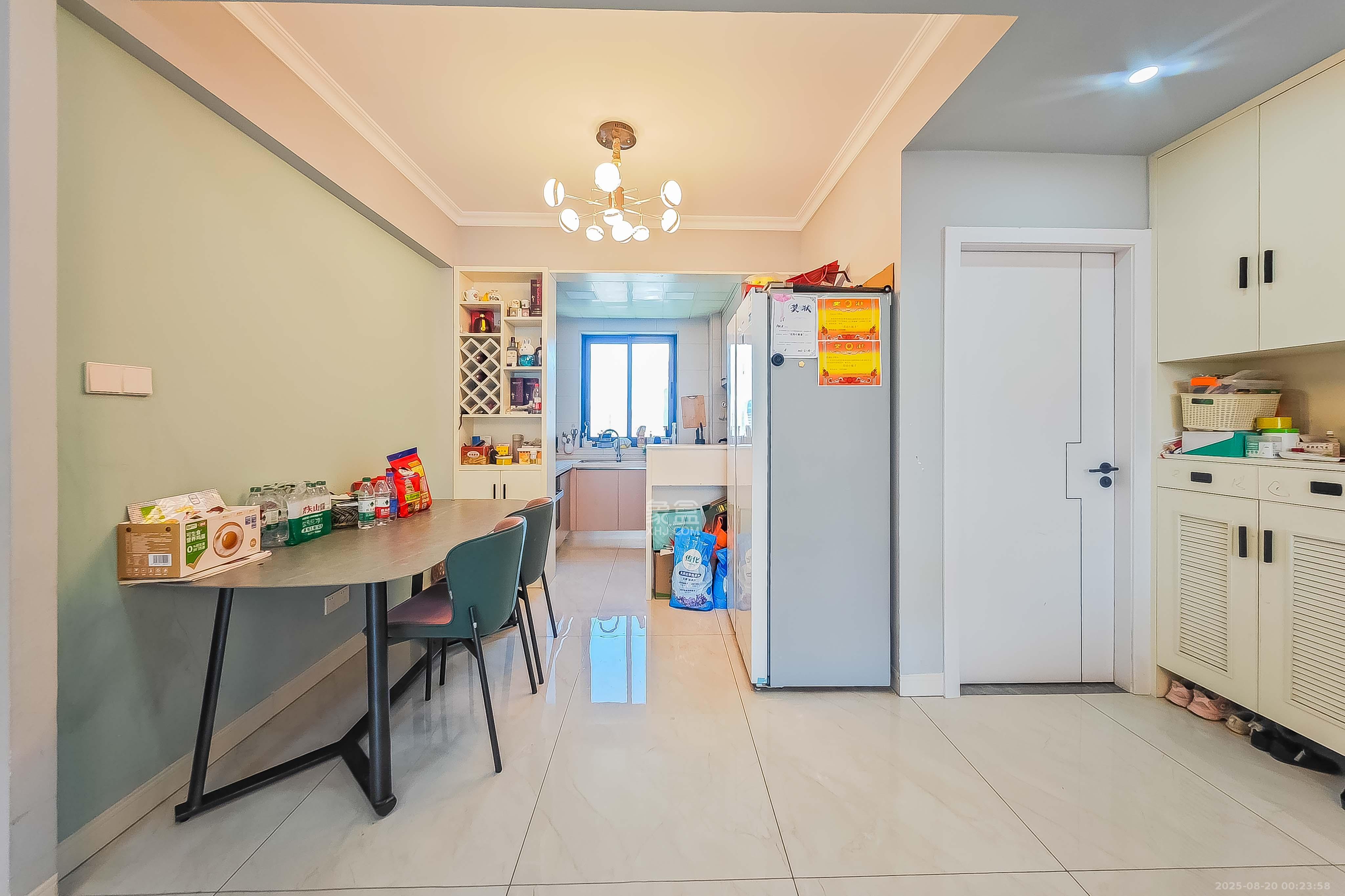 明昇壹城(明昇时代广场)一期  3室1厅1卫    139.8万 明昇壹城(明昇时代广场)一期  3室1厅1卫    139.8万客厅