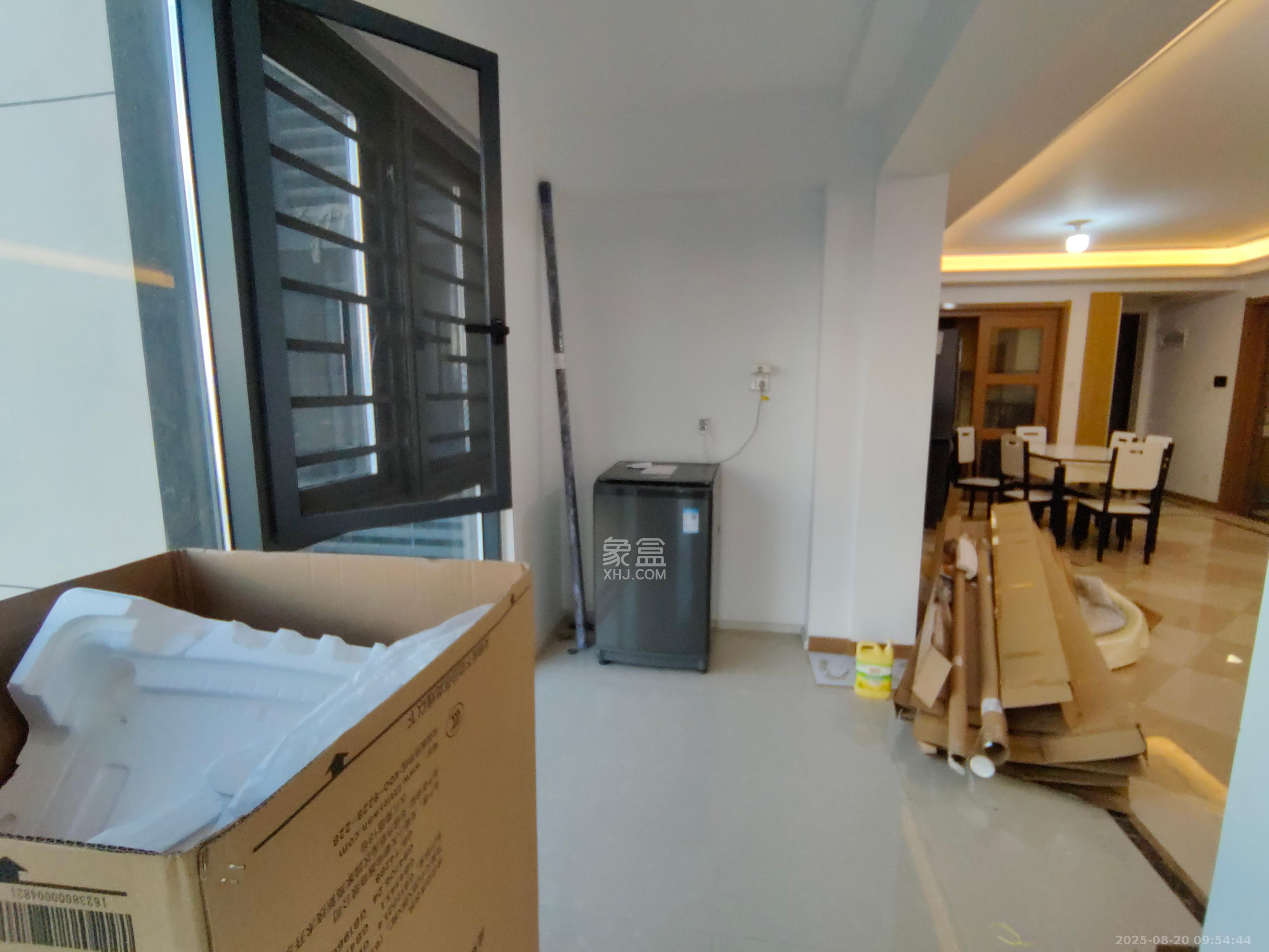 金科集美天辰 3室2厅2卫 2500.0元/月 金科集美天辰 3室2厅2卫 2500.0元/月室内图