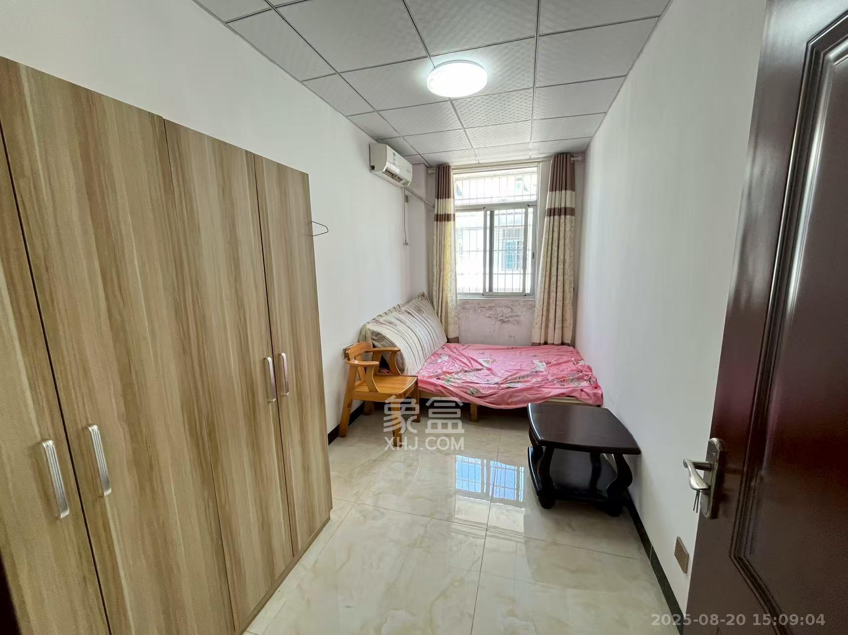 泉塘小区  2室1厅1卫    1100.0元/月室内图