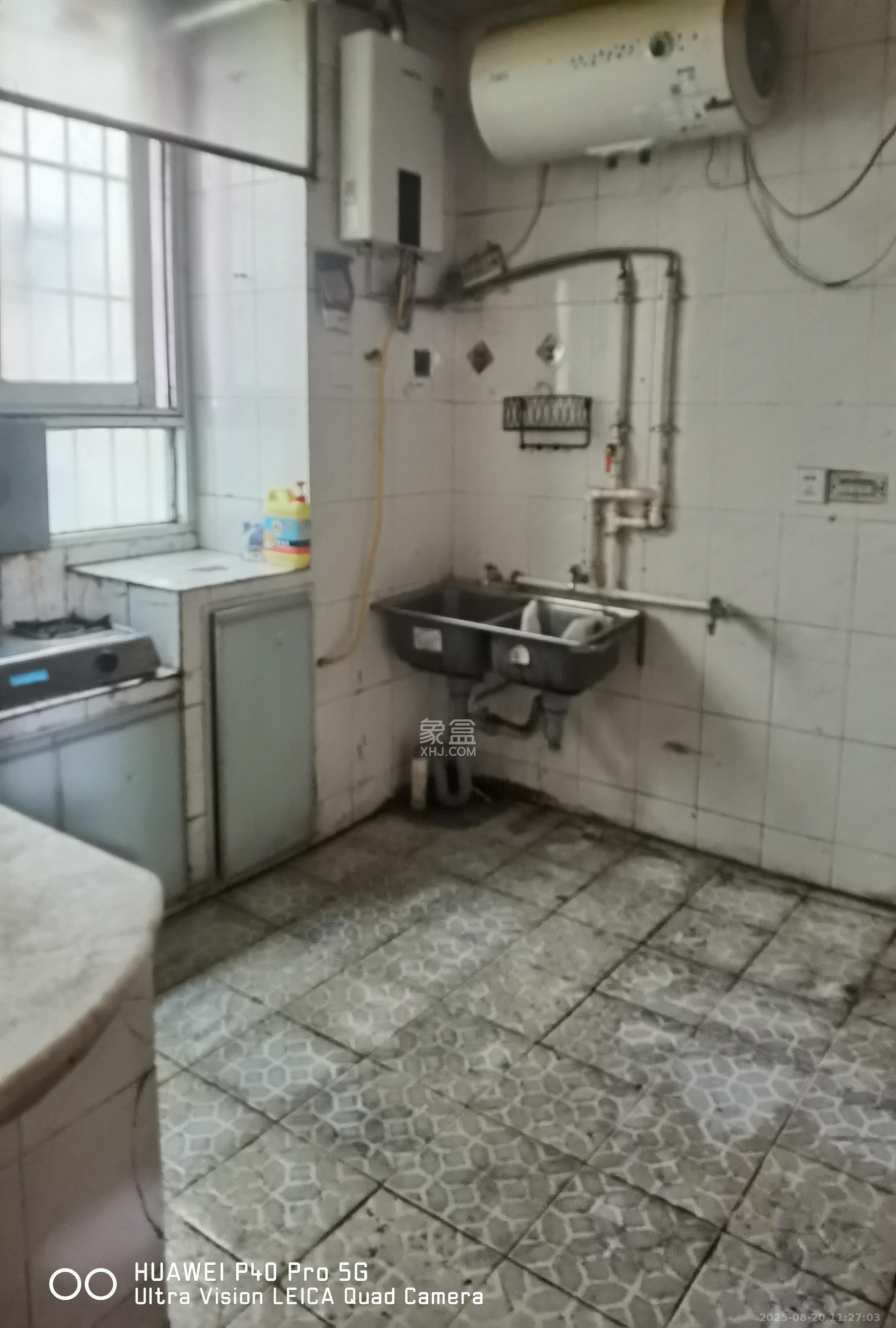 星沙六区 3室2厅1卫 1200.0元/月 星沙六区 3室2厅1卫 1200.0元/月室内图