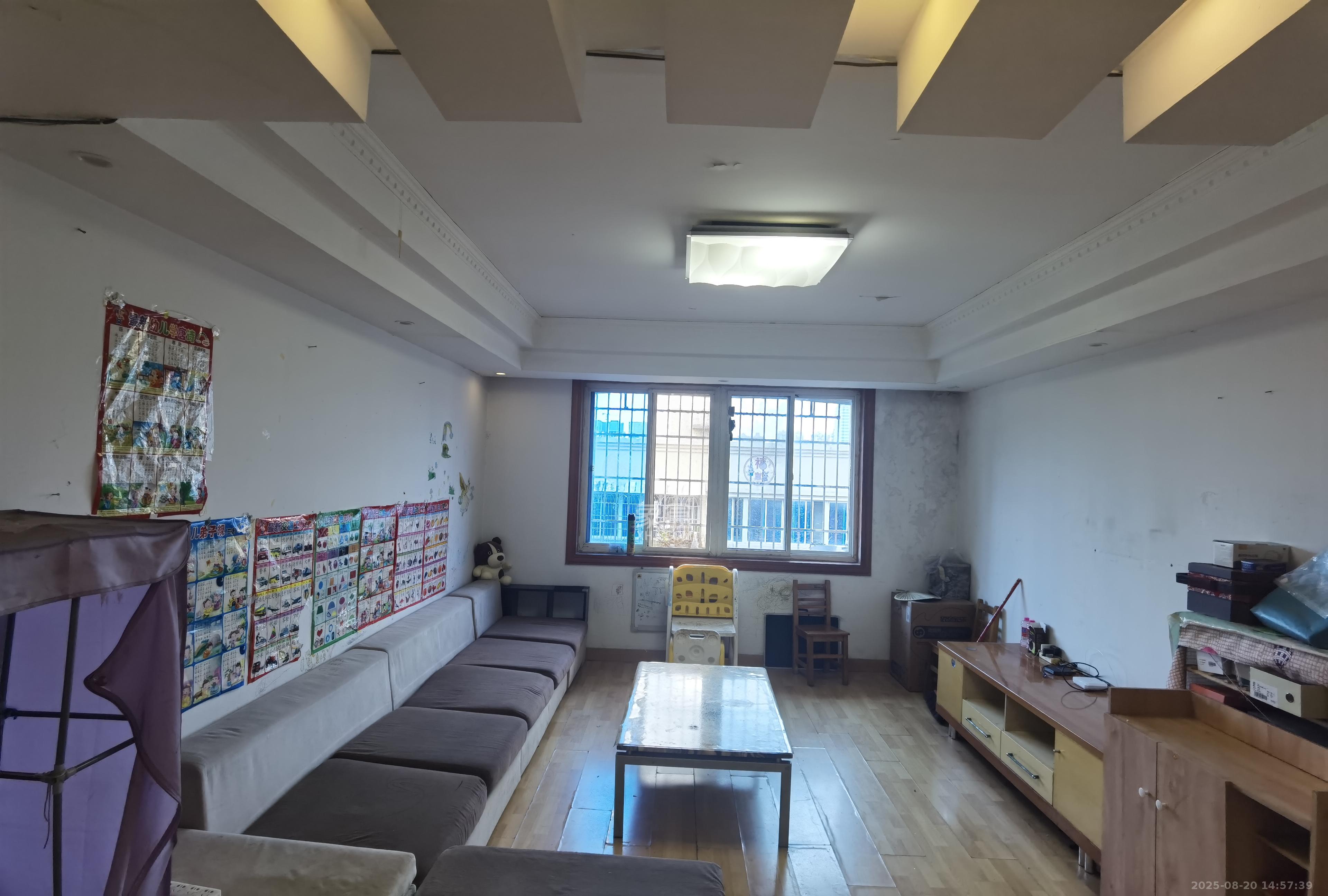 白沙苑 3室2厅2卫 1700.0元/月 白沙苑 3室2厅2卫 1700.0元/月室内图