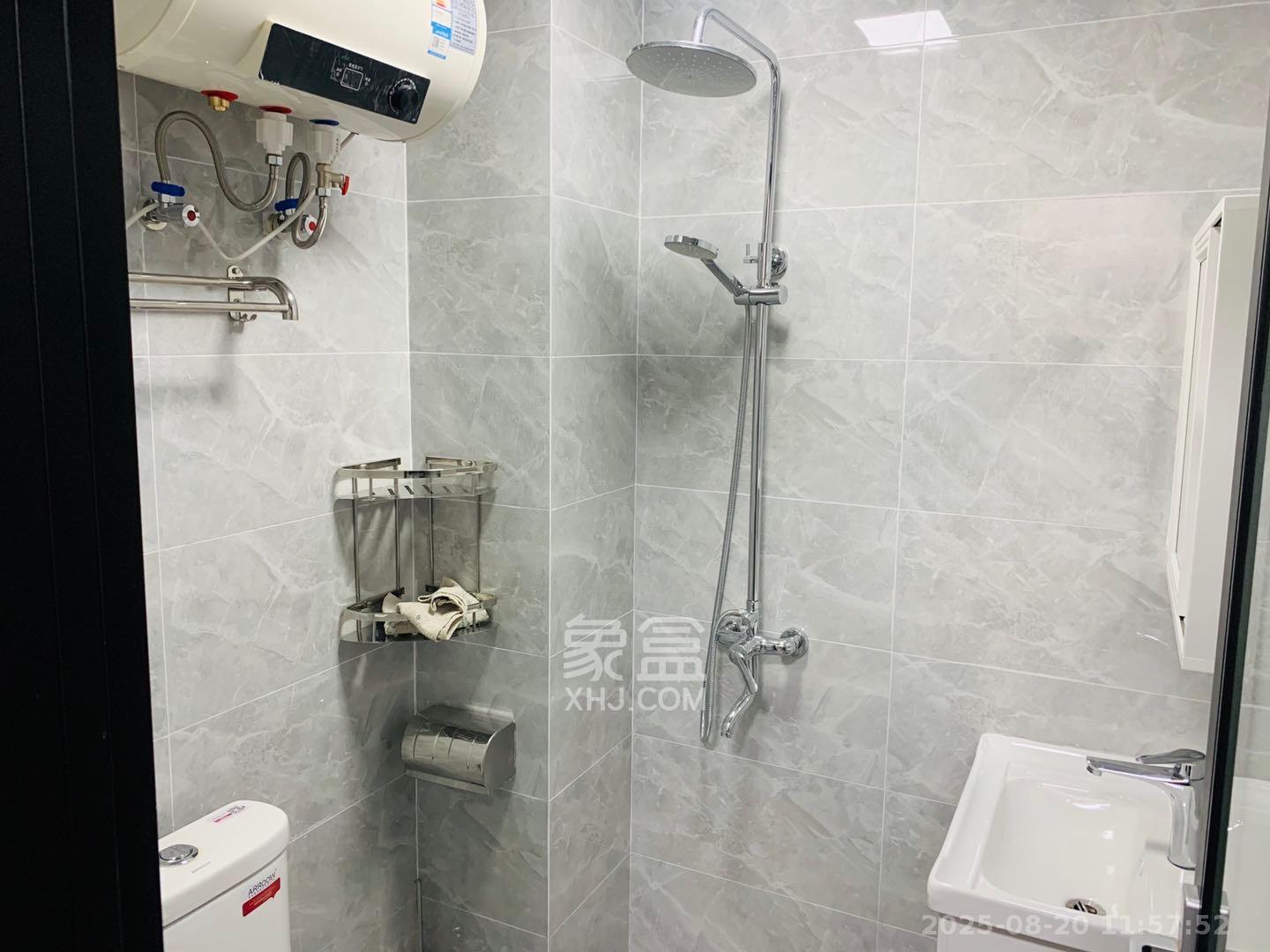 裕天国际商汇中心 1室1厅1卫 1200.0元/月 裕天国际商汇中心 1室1厅1卫 1200.0元/月室内图