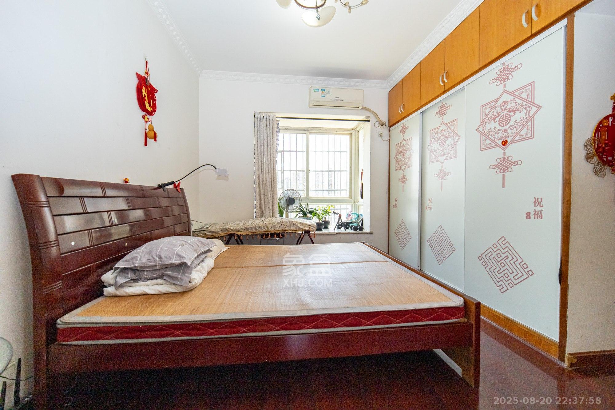 筑梦园 3室2厅2卫 72.8万 筑梦园 3室2厅2卫 72.8万卧室