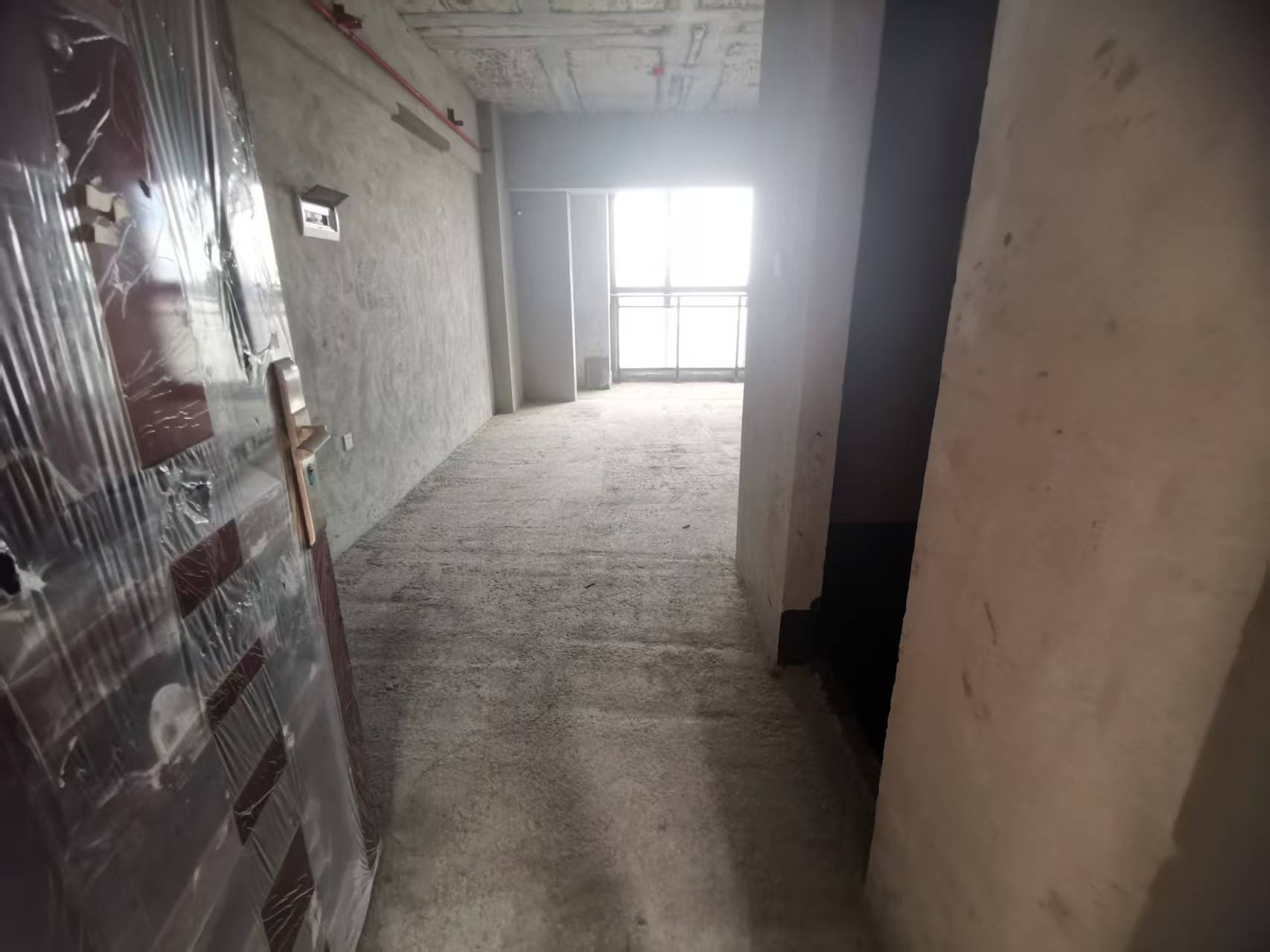 金钟大雁城  1室1厅1卫    1300.0元/月室内图