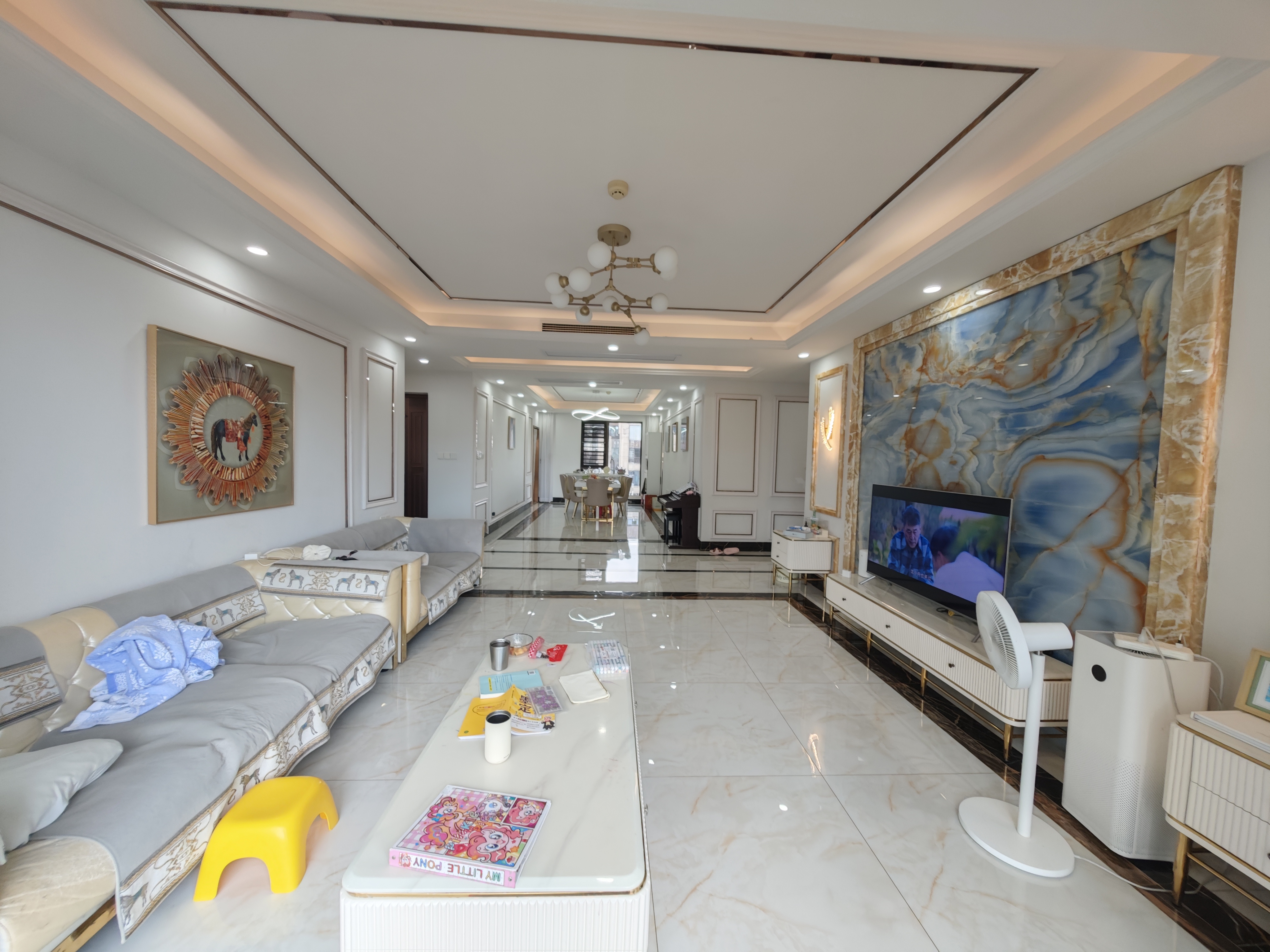 海航豪庭北苑 4室2厅2卫 10000.0元/月 海航豪庭北苑 4室2厅2卫 10000.0元/月室内图