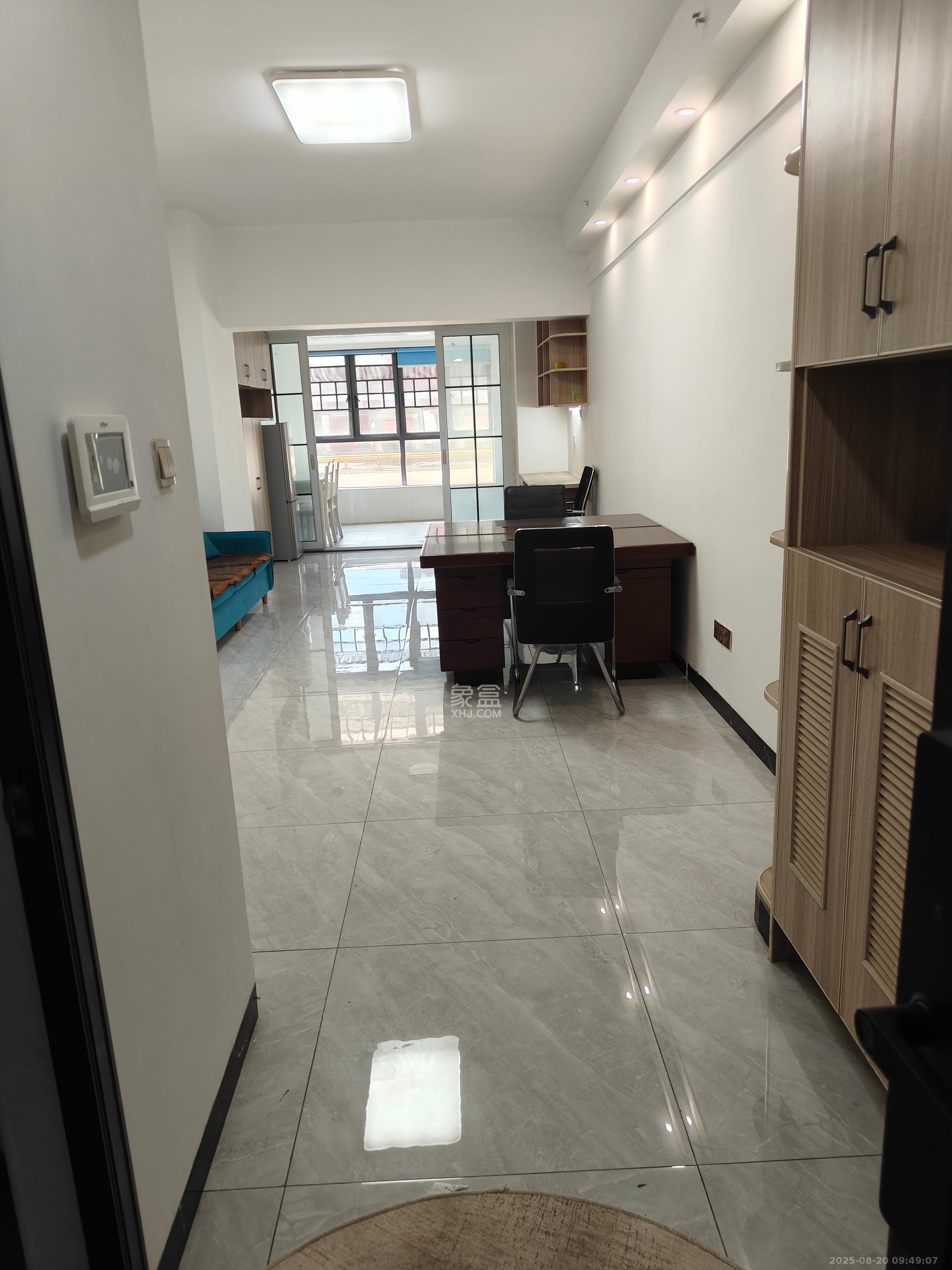 明发国际城 1室1厅1卫 1500.0元/月 明发国际城 1室1厅1卫 1500.0元/月室内图