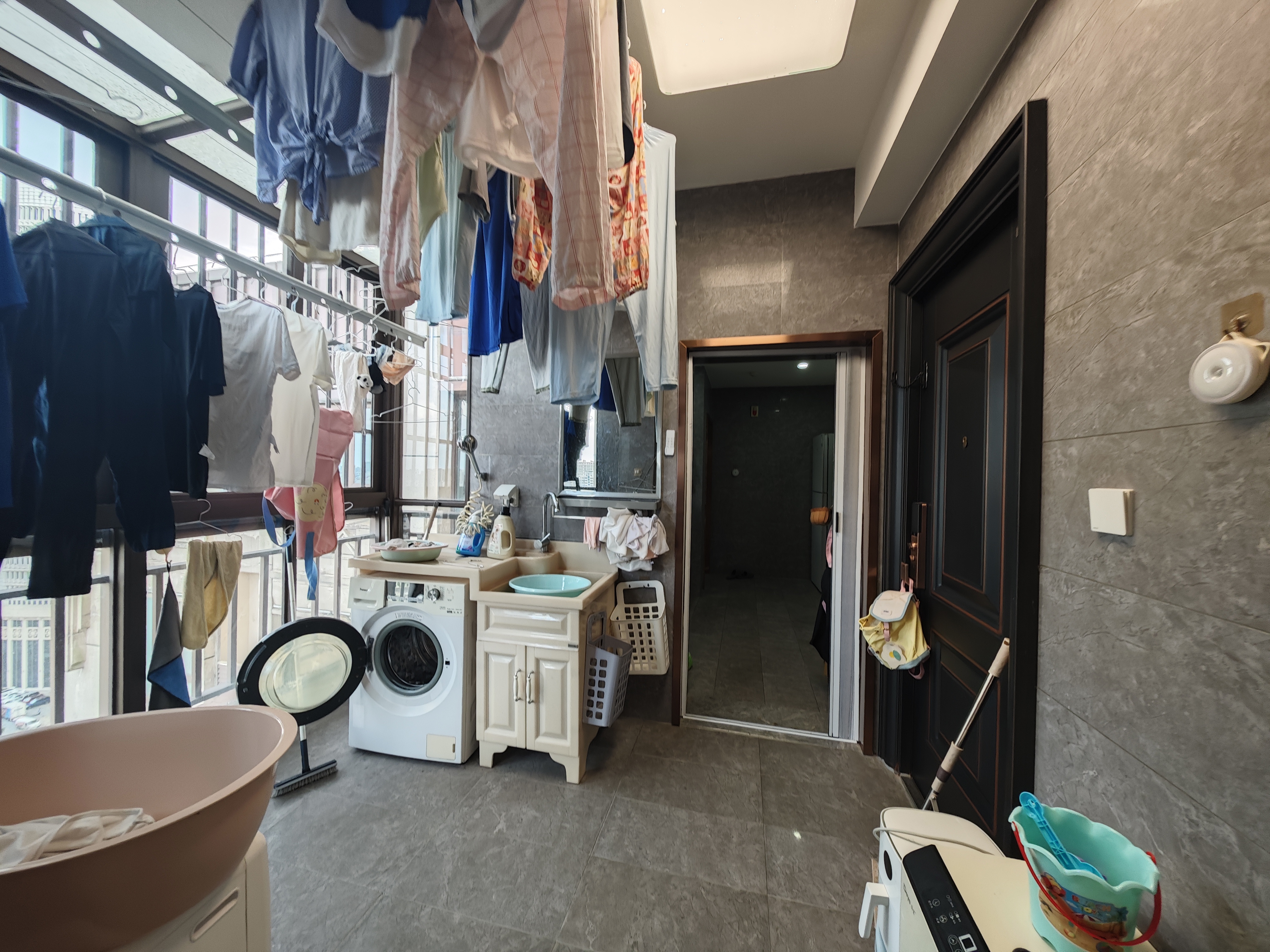 海航豪庭北苑  4室2厅2卫    10000.0元/月室内图