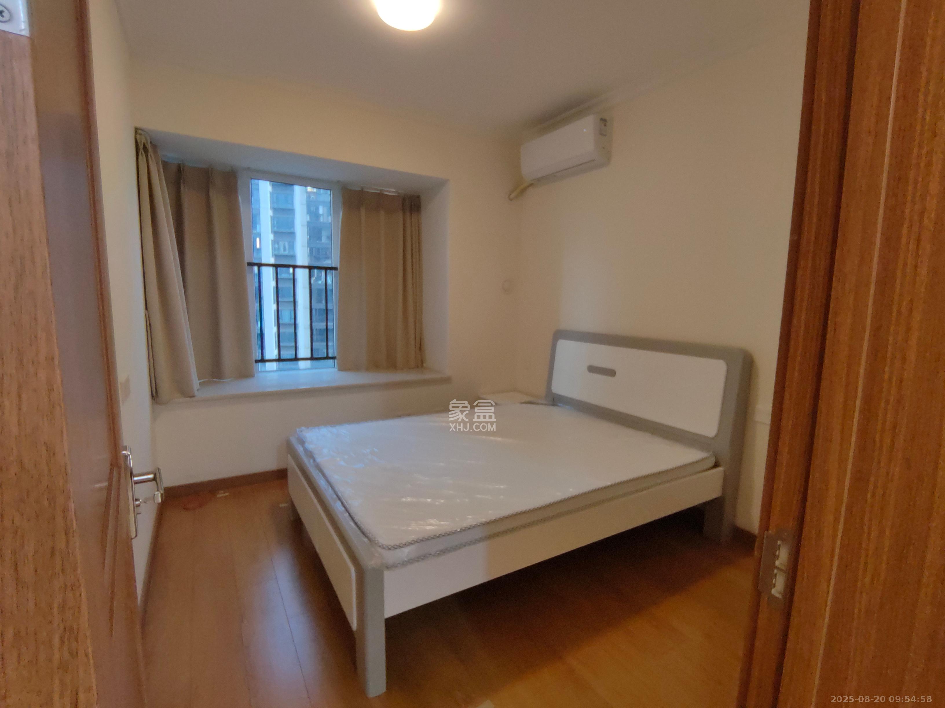 金科集美天辰 3室2厅2卫 2500.0元/月 金科集美天辰 3室2厅2卫 2500.0元/月室内图