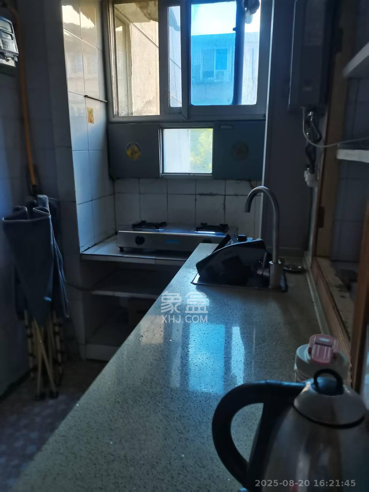 桔园小区1-8片 2室1厅1卫 1600.0元/月 桔园小区1-8片 2室1厅1卫 1600.0元/月室内图