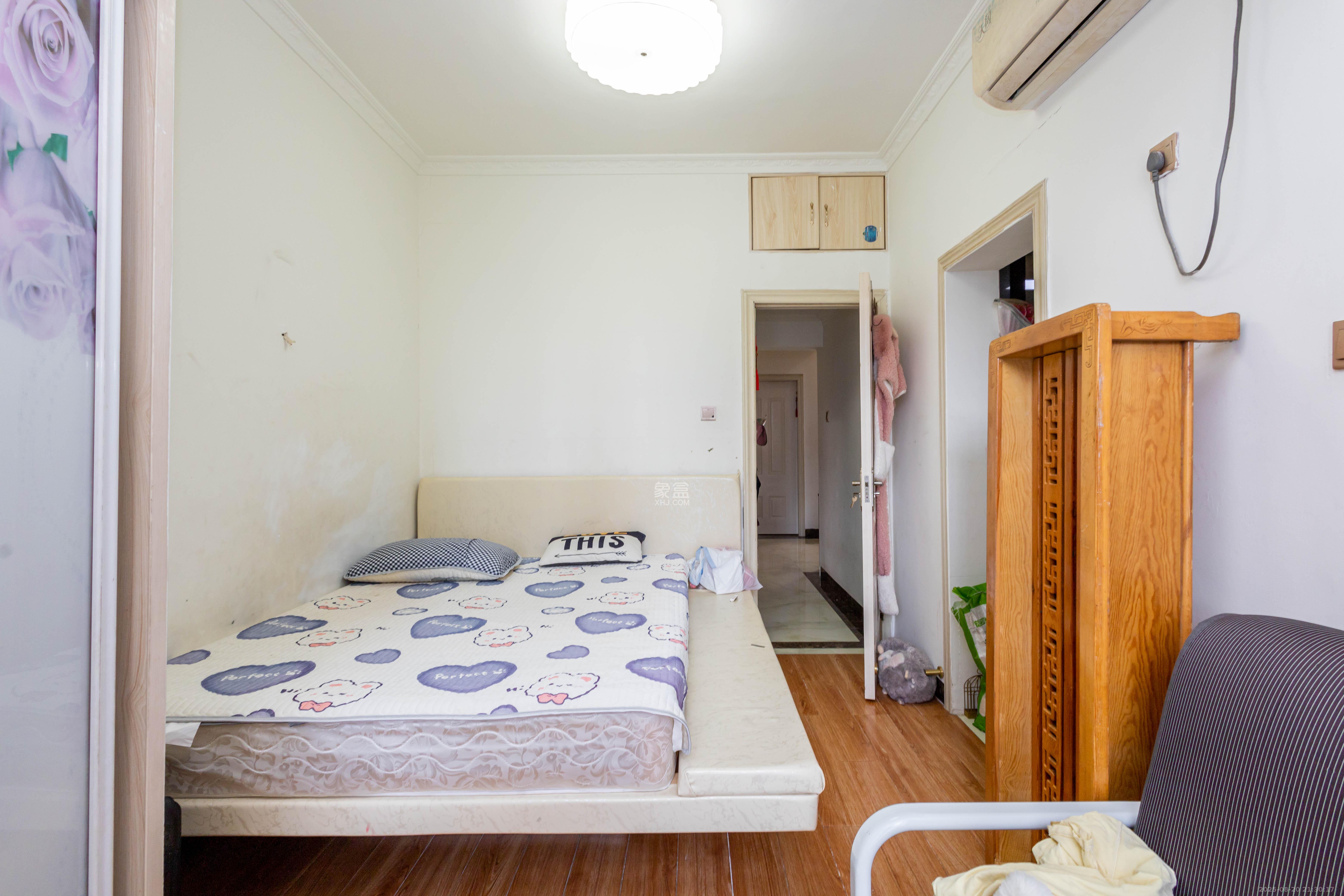 昌和商业中心/昌和国际 3室2厅2卫 58.0万 昌和商业中心/昌和国际 3室2厅2卫 58.0万卧室