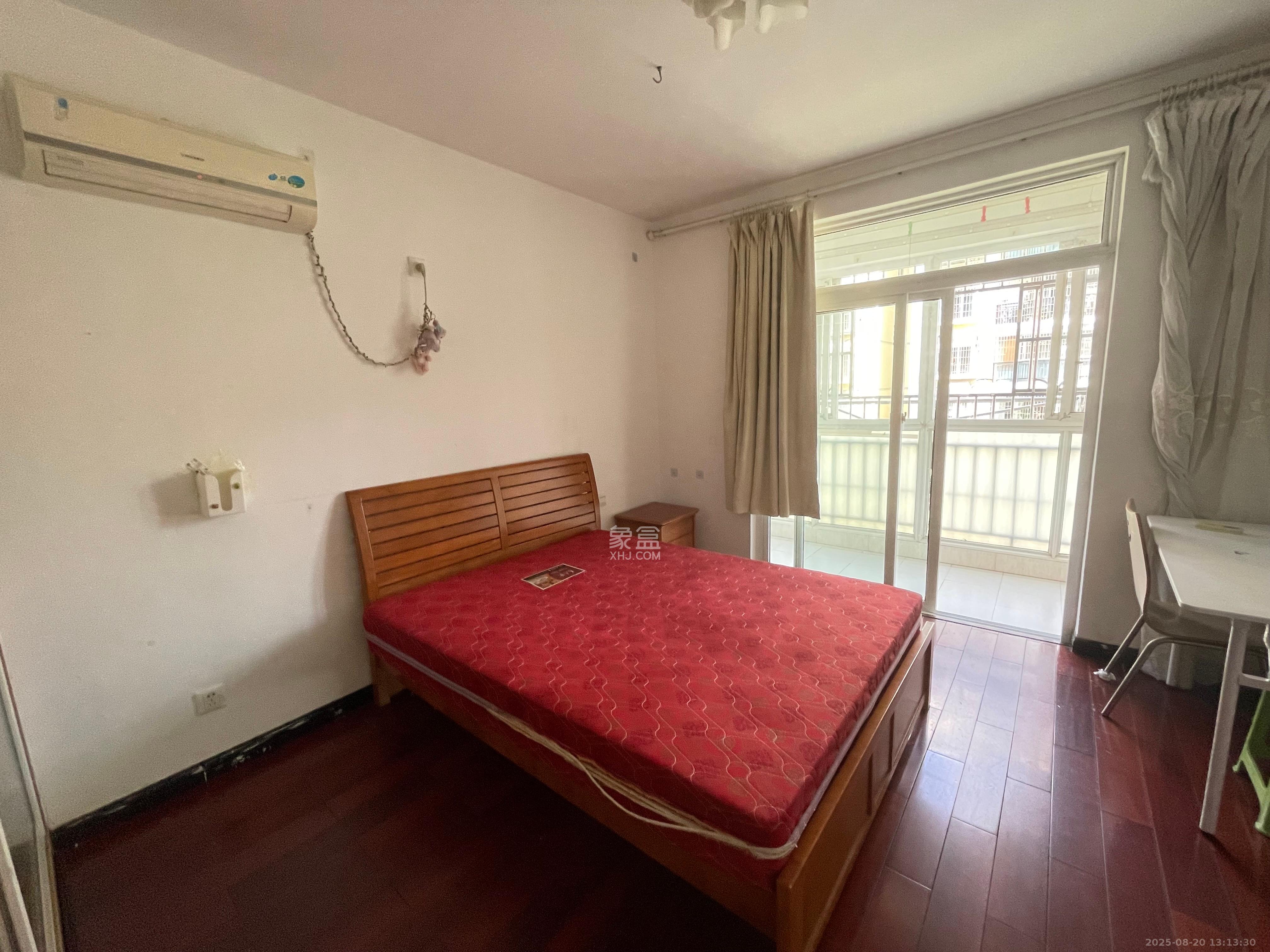 东方名都百草园  3室2厅2卫    1800.0元/月 东方名都百草园  3室2厅2卫    1800.0元/月室内图