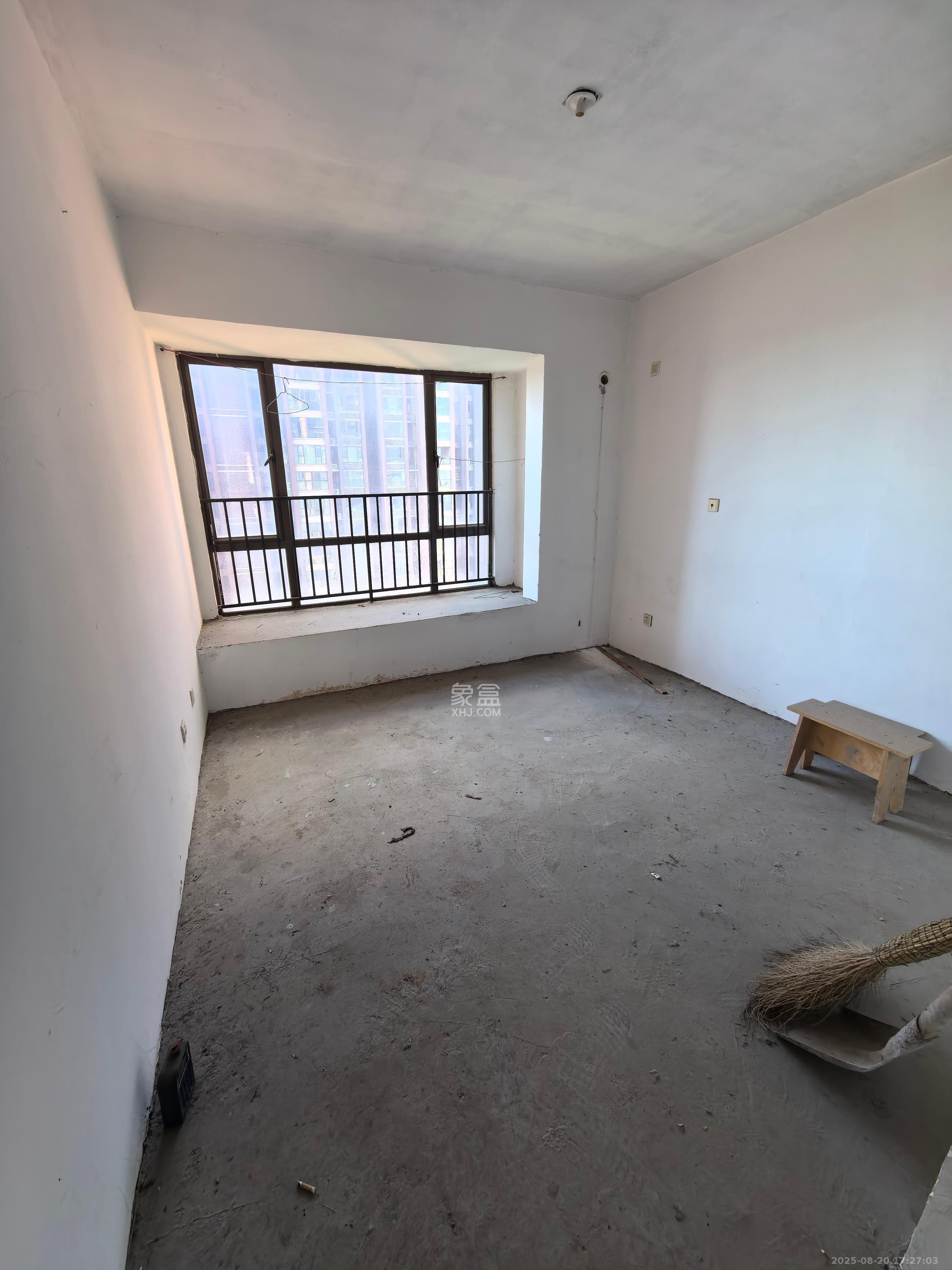 金色溪泉湾 3室2厅2卫 1600.0元/月 金色溪泉湾 3室2厅2卫 1600.0元/月室内图