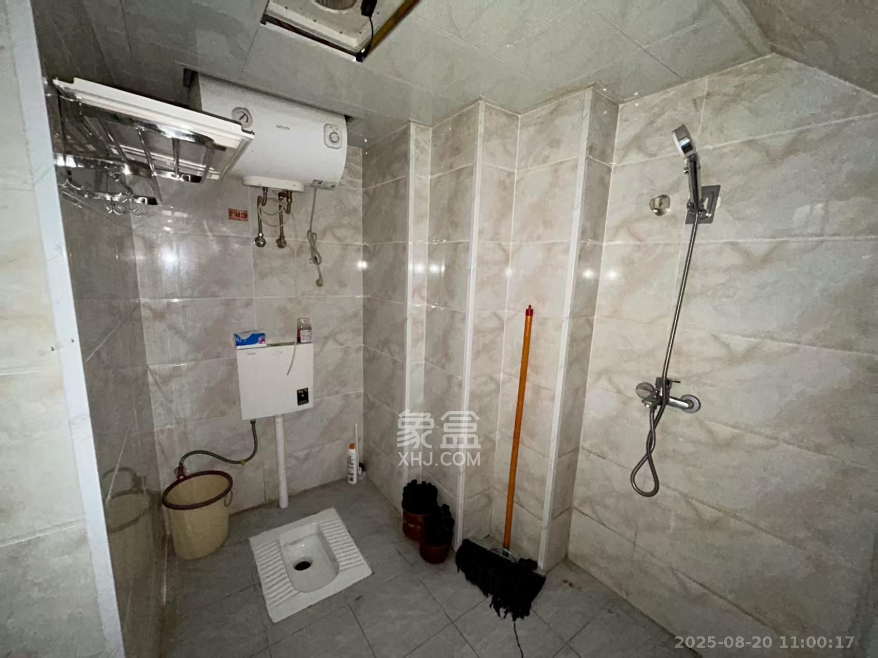 嘉宇银杉（嘉宇西苑）  2室2厅1卫    1700.0元/月室内图