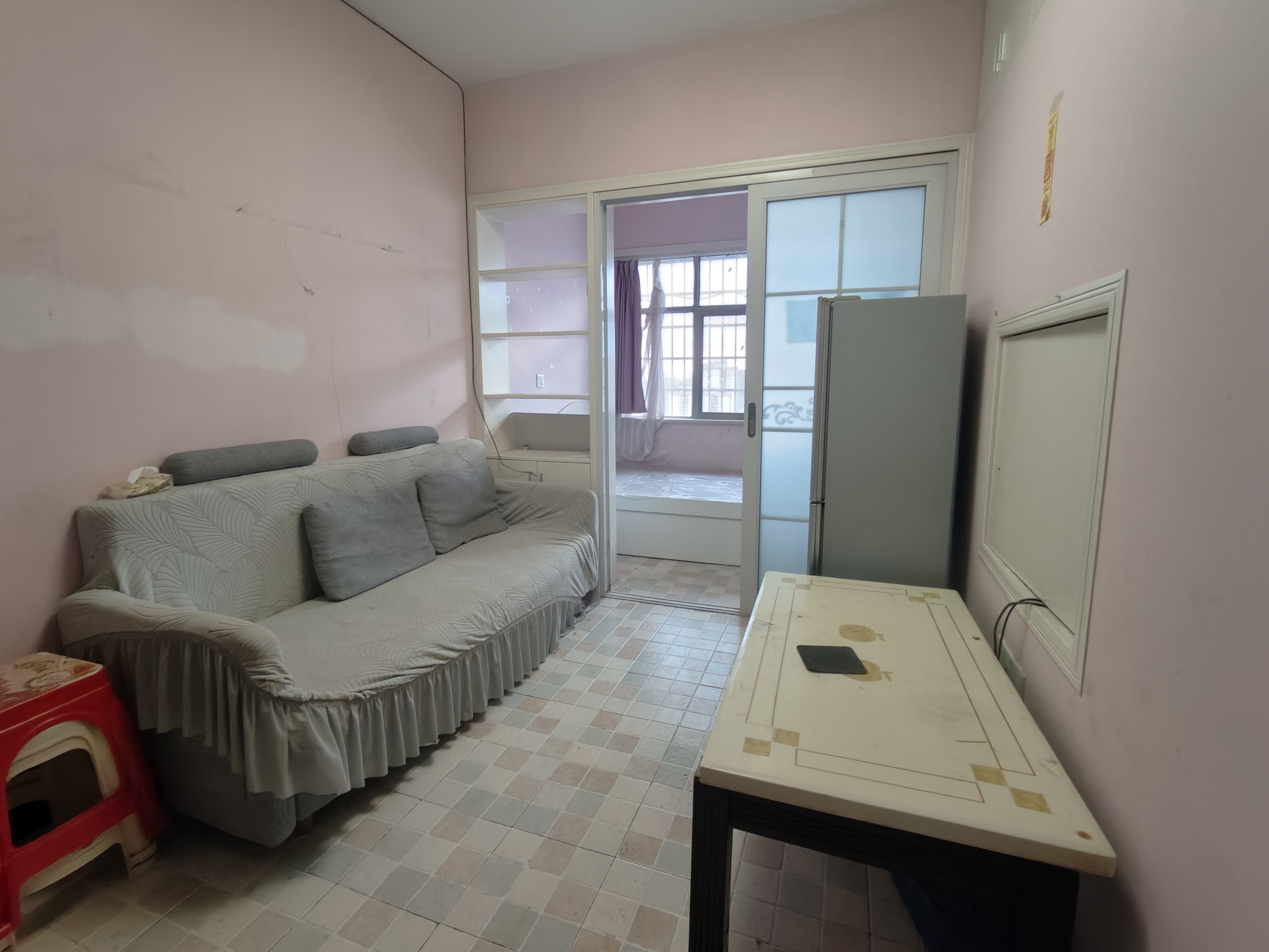 东方豪苑 1室1厅1卫 1000.0元/月 东方豪苑 1室1厅1卫 1000.0元/月室内图