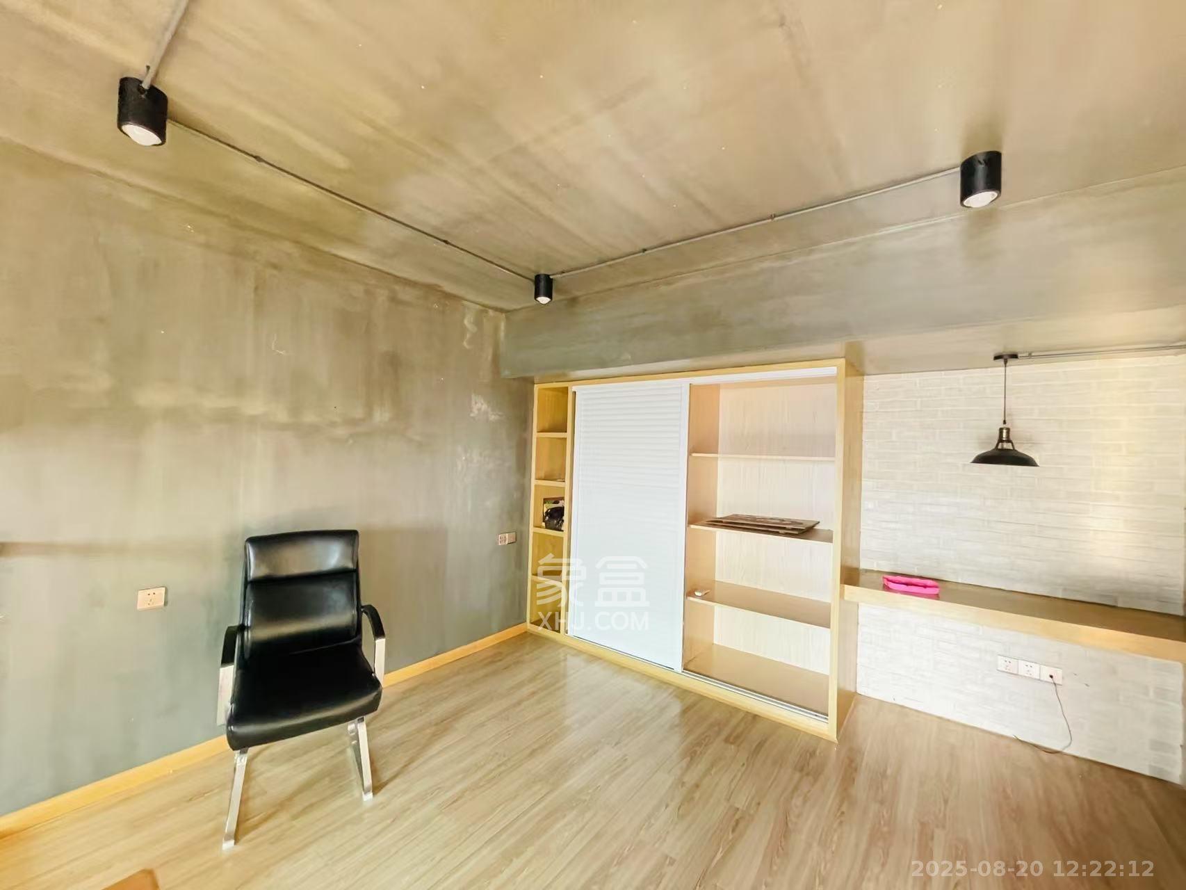 泰龙华府 1室1厅1卫 1500.0元/月 泰龙华府 1室1厅1卫 1500.0元/月室内图