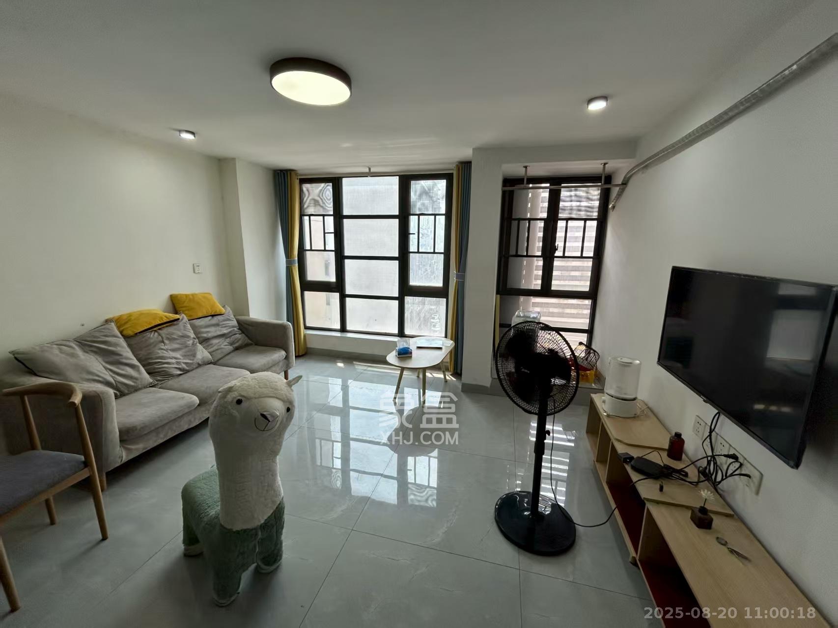 嘉宇银杉（嘉宇西苑）  2室2厅1卫    1700.0元/月室内图