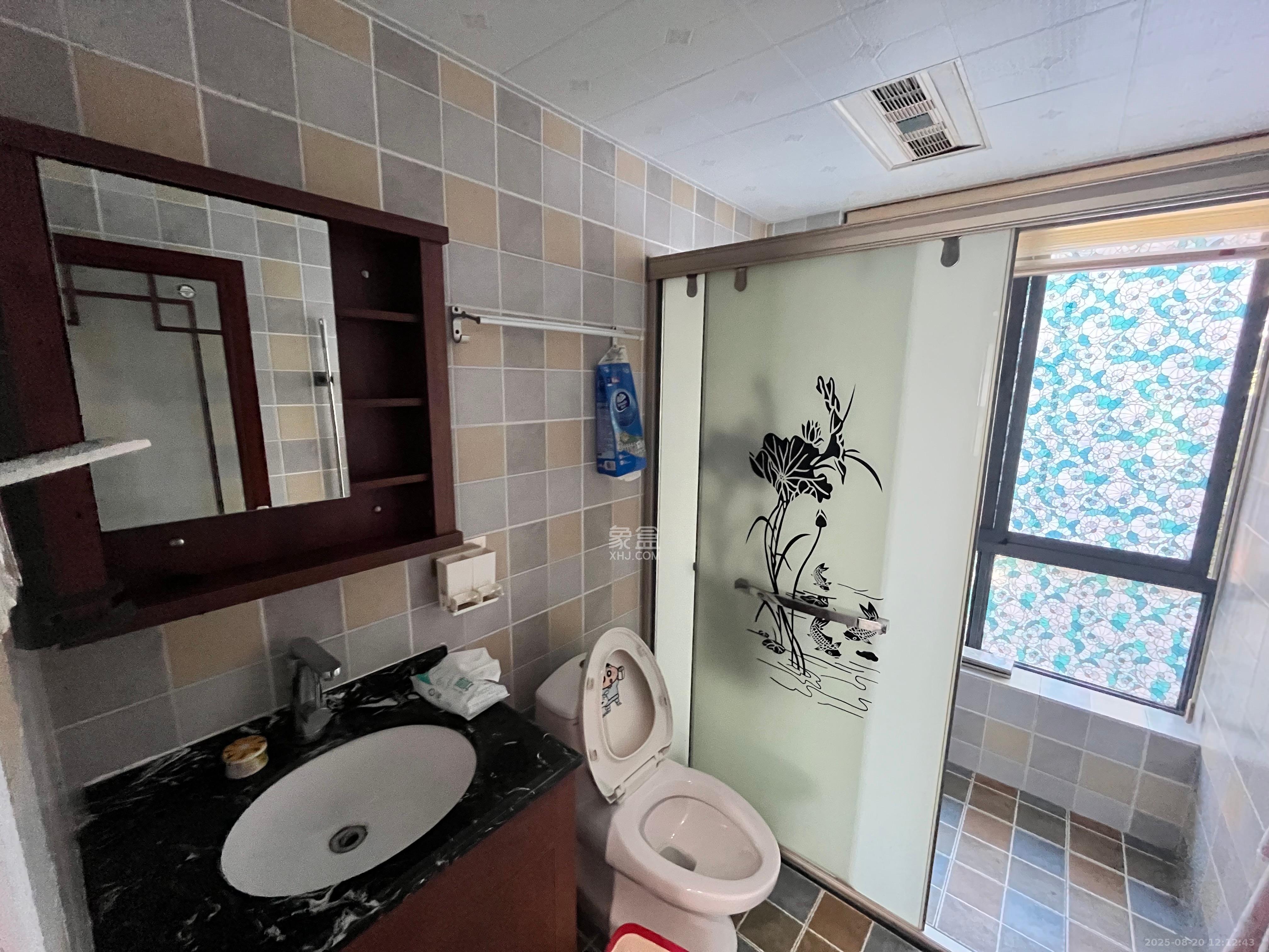 恒基凯旋门一二期 4室2厅2卫 3500.0元/月 恒基凯旋门一二期 4室2厅2卫 3500.0元/月室内图