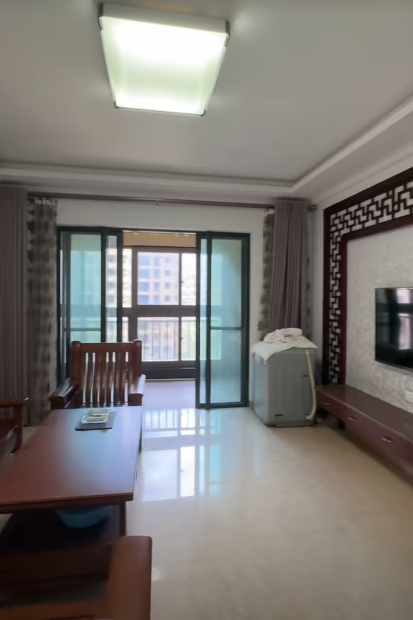 江畔人家  3室2厅2卫    199.0万 江畔人家  3室2厅2卫    199.0万室内图