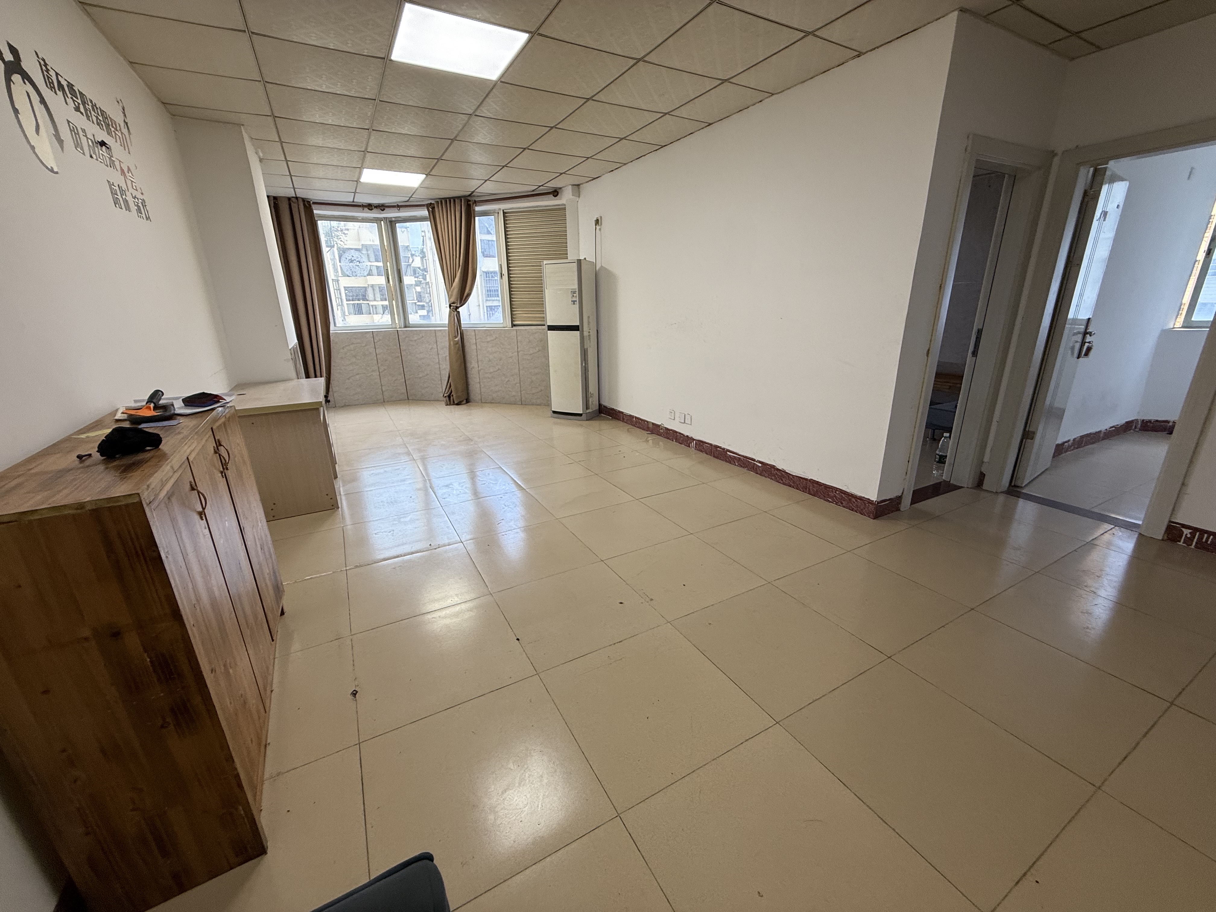 正昊大厦 2室1厅1卫 1800.0元/月 正昊大厦 2室1厅1卫 1800.0元/月室内图