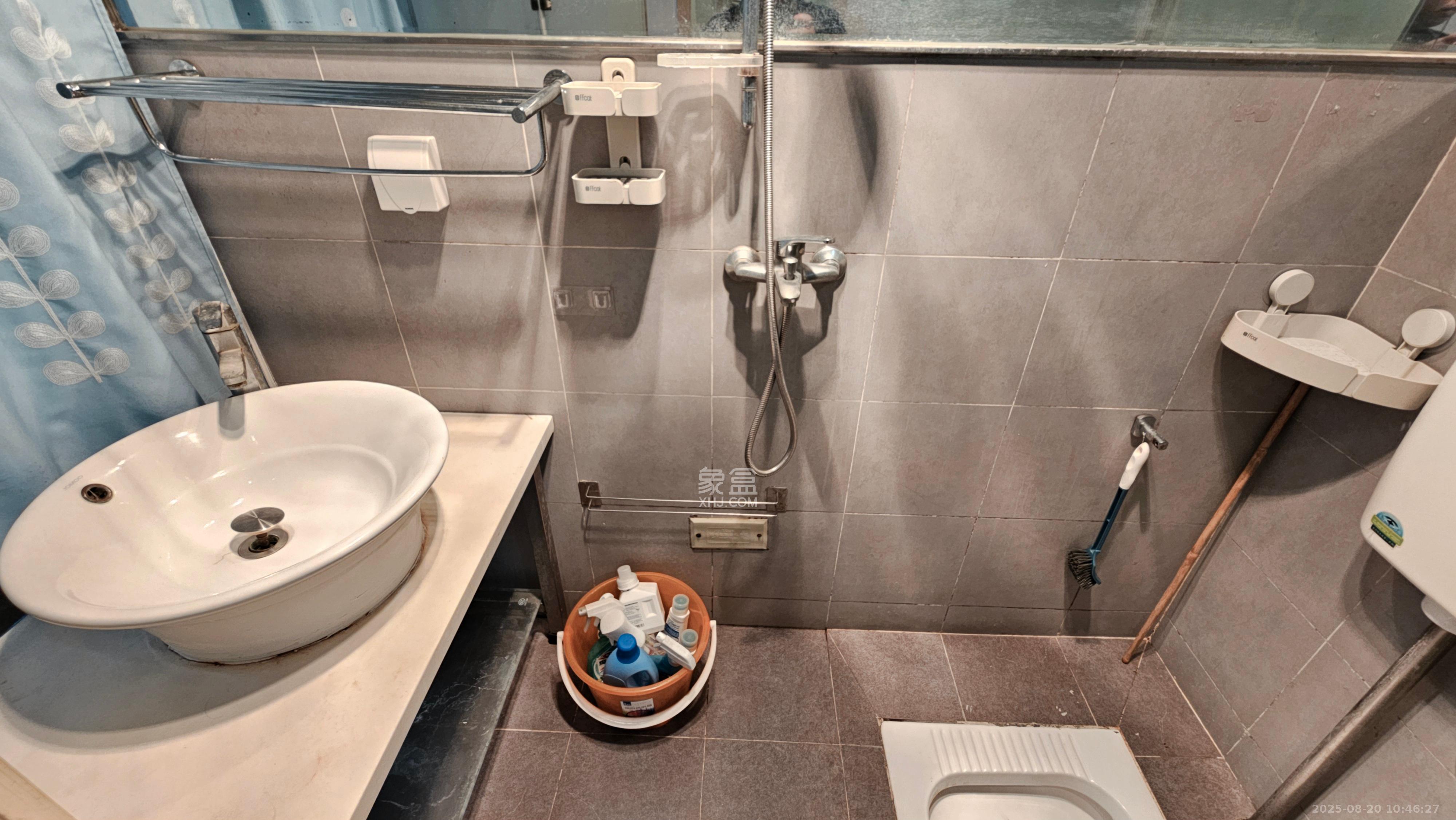 华润凤凰城一期 1室1厅1卫 1500.0元/月 华润凤凰城一期 1室1厅1卫 1500.0元/月室内图