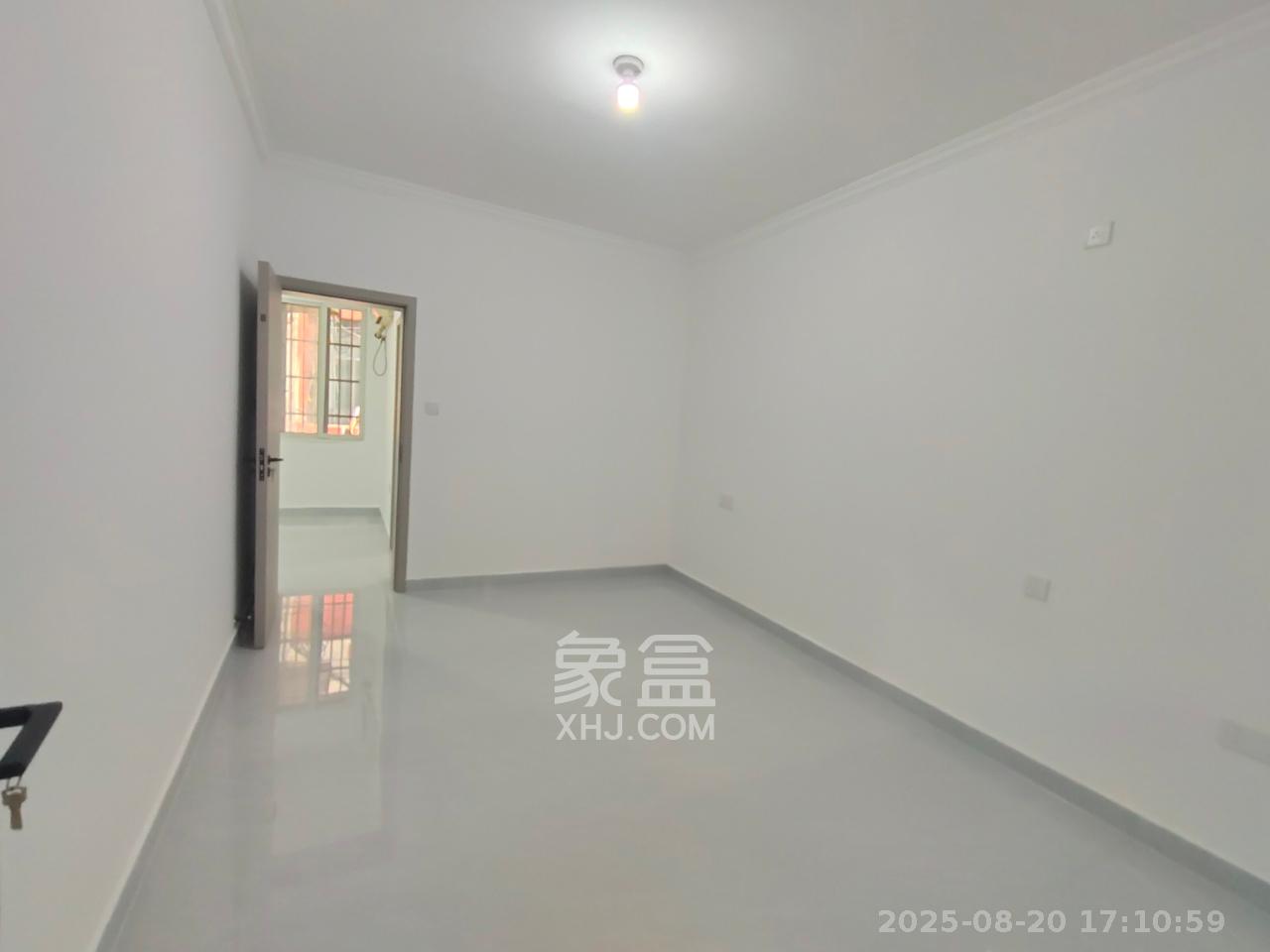 第二工人文化宫  4室2厅1卫    2700.0元/月 第二工人文化宫  4室2厅1卫    2700.0元/月