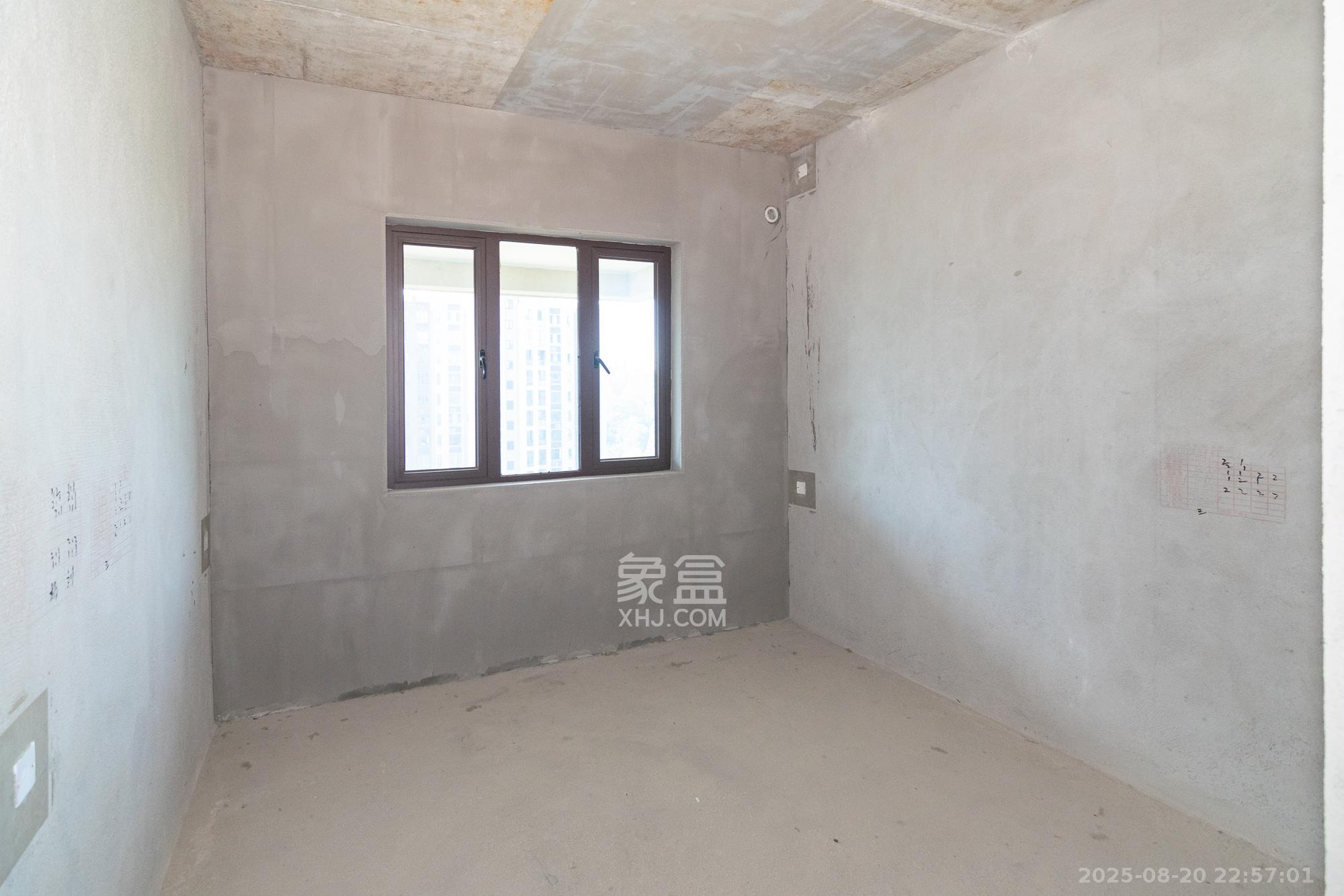 碧桂园御园  4室2厅2卫    166.0万 碧桂园御园  4室2厅2卫    166.0万卧室