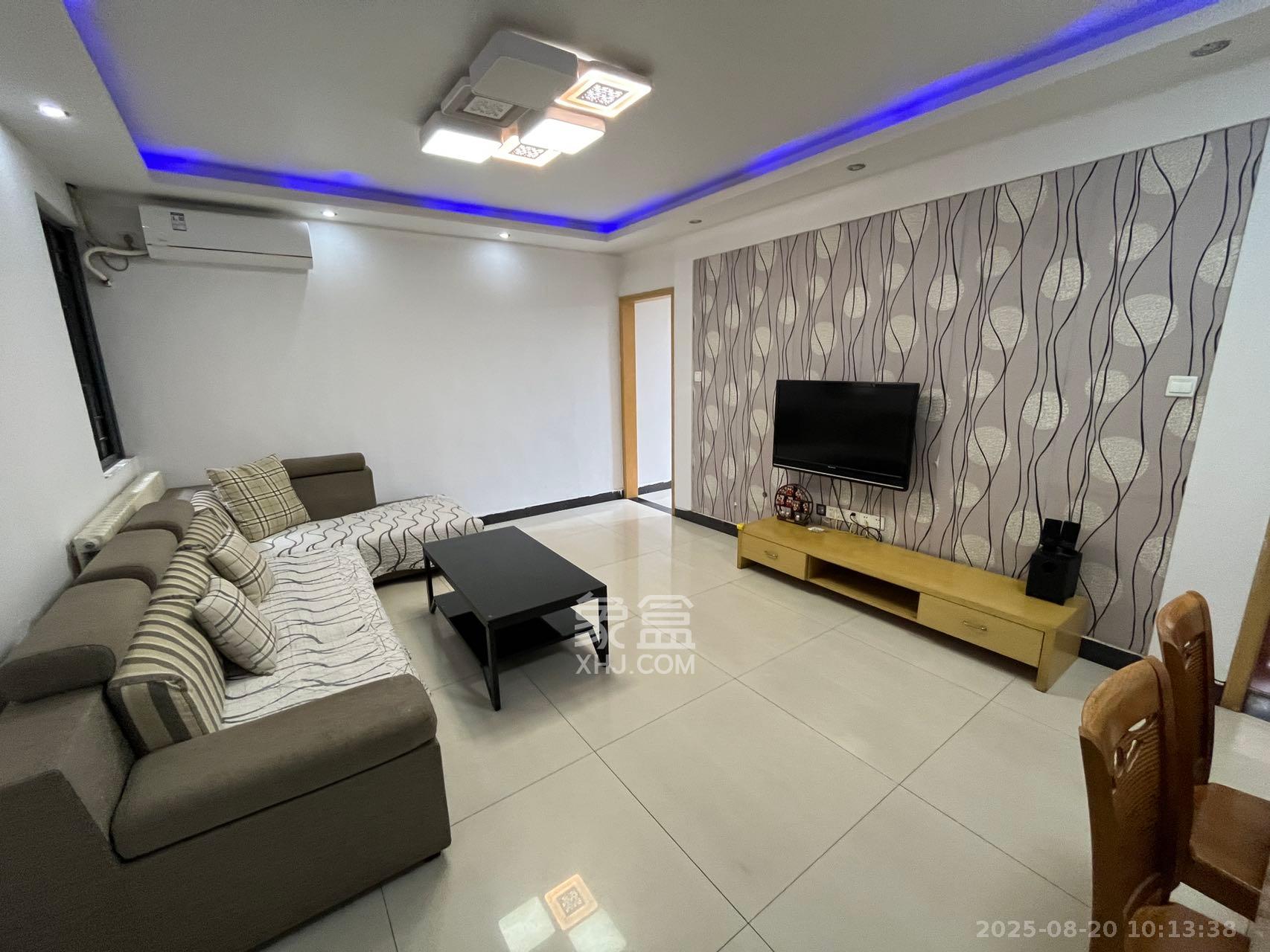 怡海星城  2室2厅1卫    1600.0元/月室内图