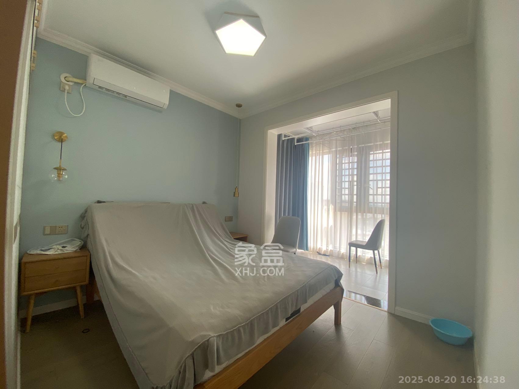 中建嘉和城  3室2厅2卫   2700.00元/月室内图
