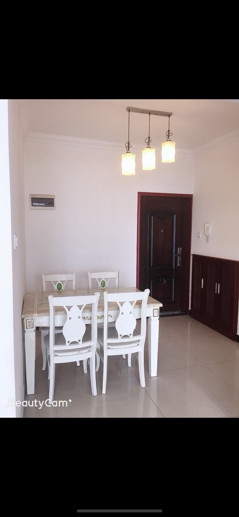 维港十字街  2室1厅1卫    1800.0元/月 维港十字街  2室1厅1卫    1800.0元/月室内图