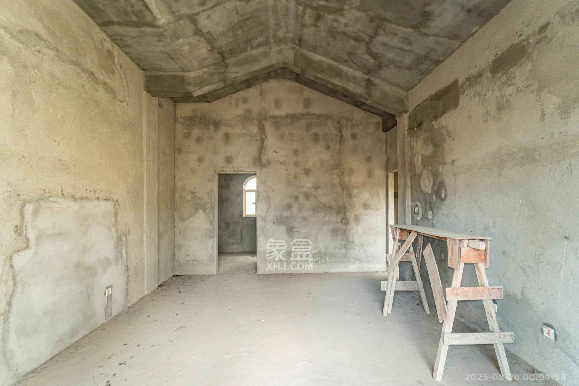 碧桂园威尼斯城  4室2厅5卫    415.0万 碧桂园威尼斯城  4室2厅5卫    415.0万卧室