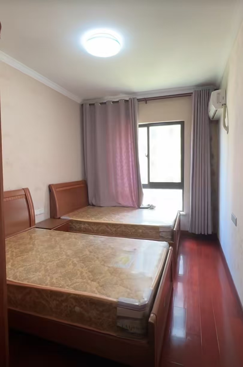 江畔人家  3室2厅2卫    199.0万 江畔人家  3室2厅2卫    199.0万户型图