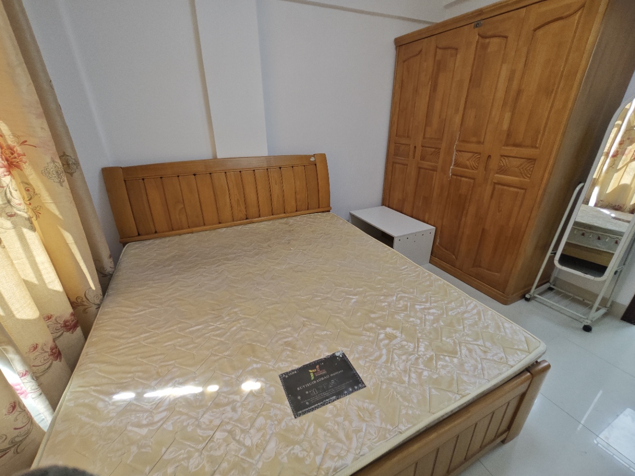 宝发金海苑  3室2厅2卫   2800.00元/月室内图