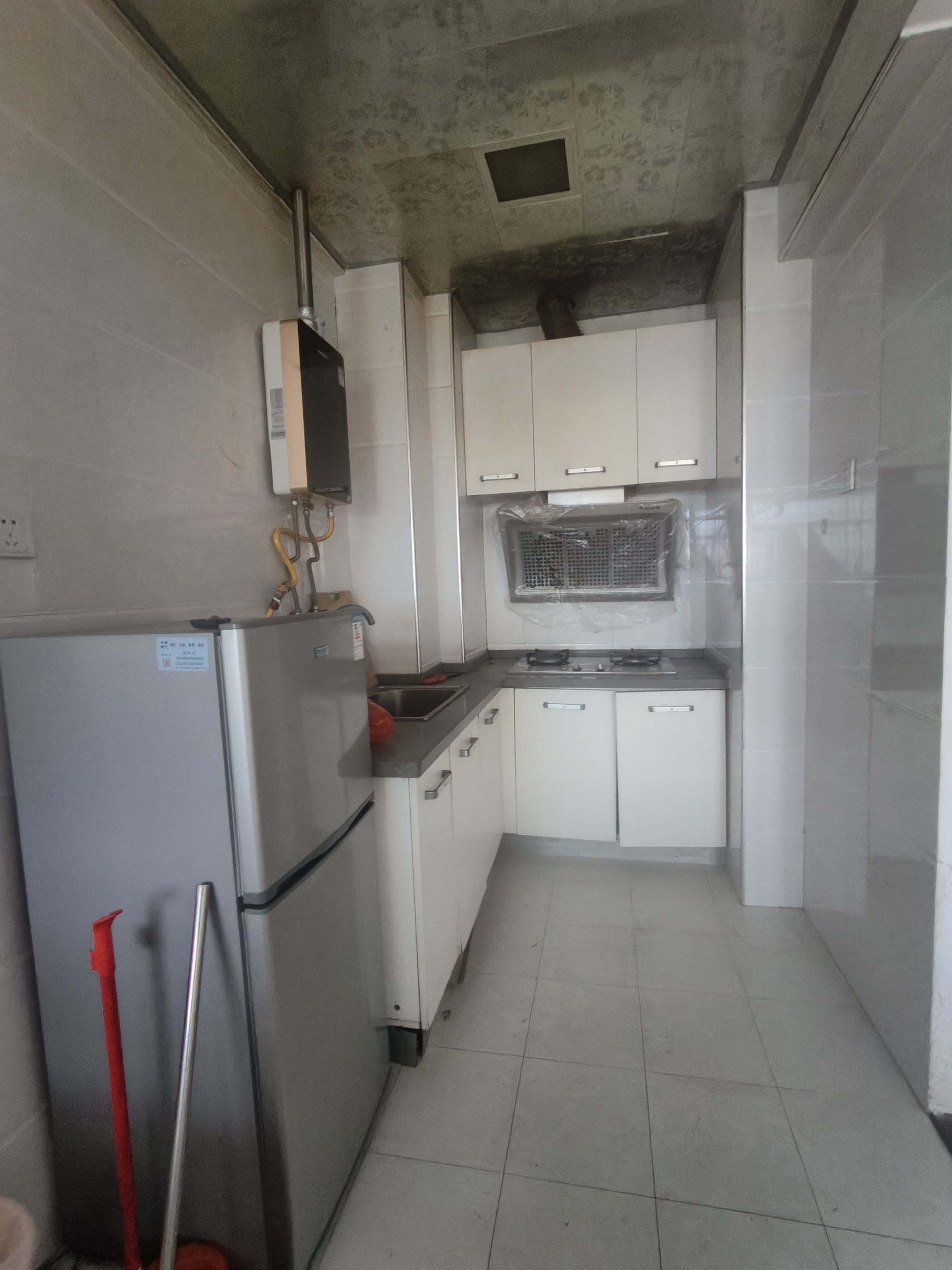 东方豪苑 1室1厅1卫 1000.0元/月 东方豪苑 1室1厅1卫 1000.0元/月室内图