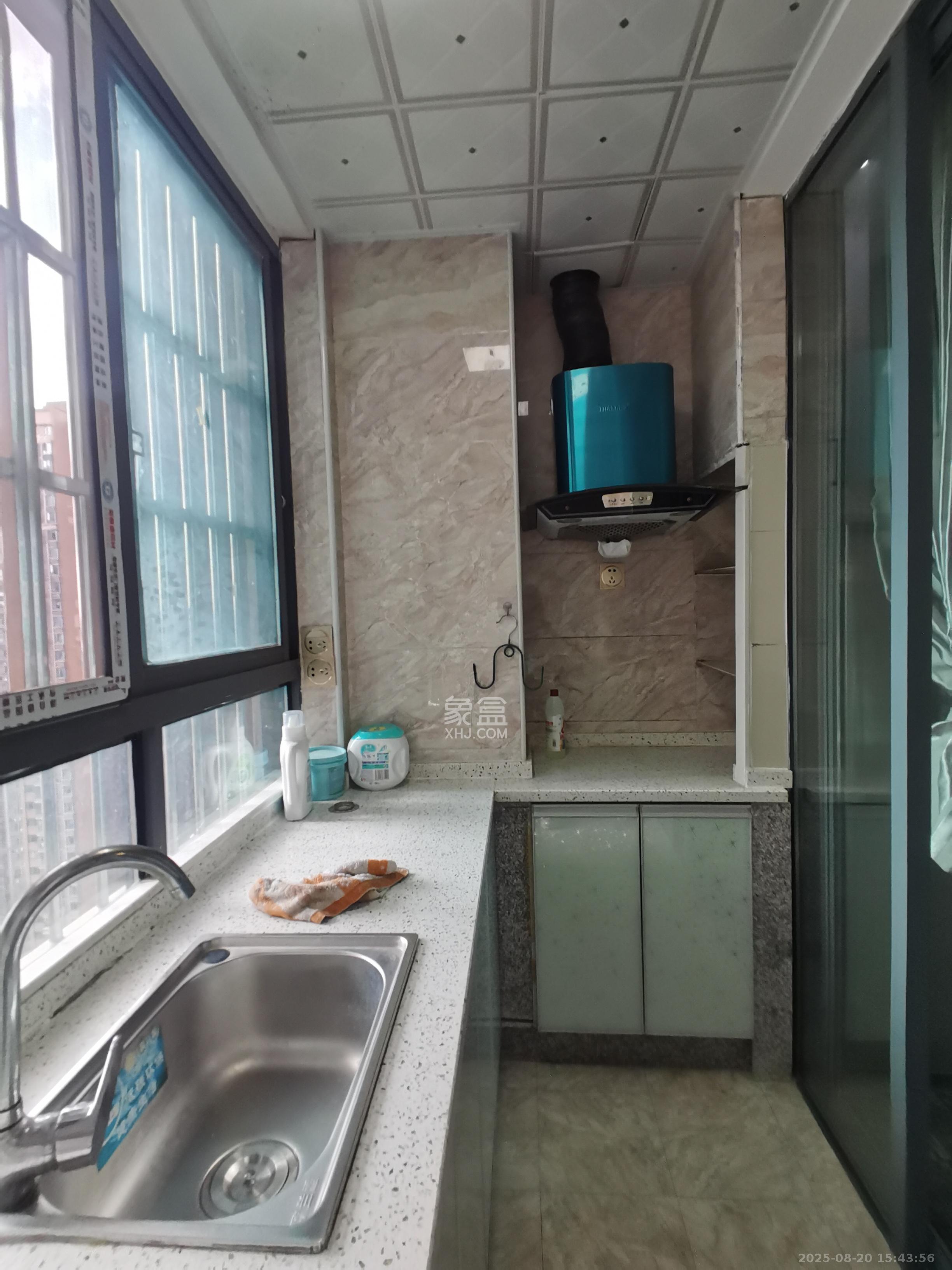 中欣楚天雅郡 1室1厅1卫 1100.0元/月 中欣楚天雅郡 1室1厅1卫 1100.0元/月室内图