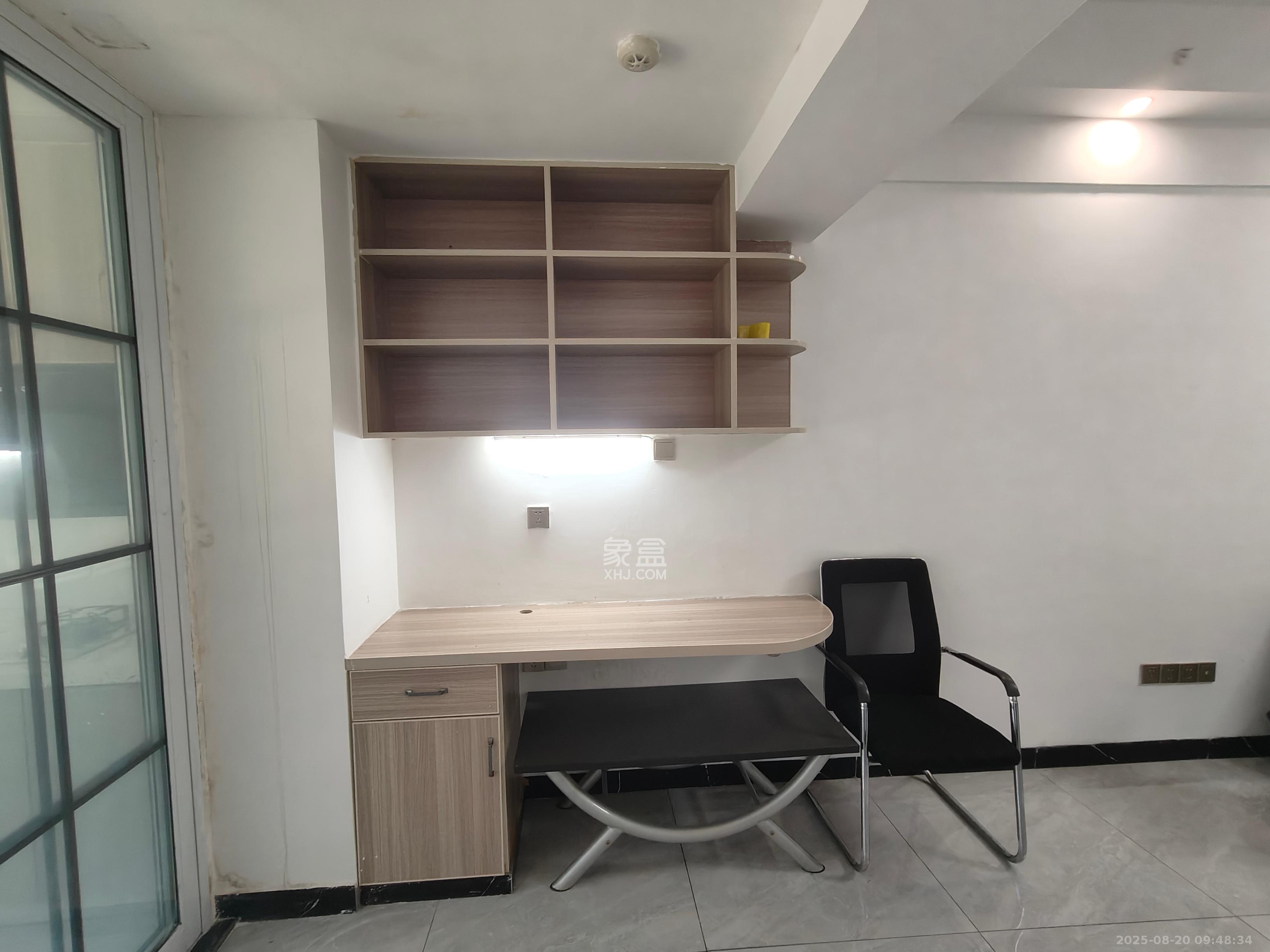 明发国际城 1室1厅1卫 1500.0元/月 明发国际城 1室1厅1卫 1500.0元/月室内图