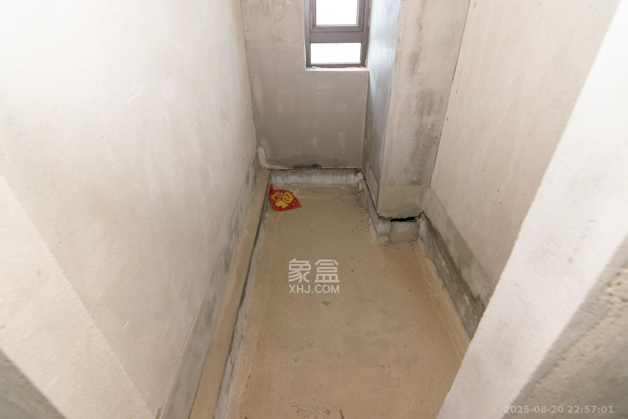 碧桂园御园  4室2厅2卫    166.0万卫生间