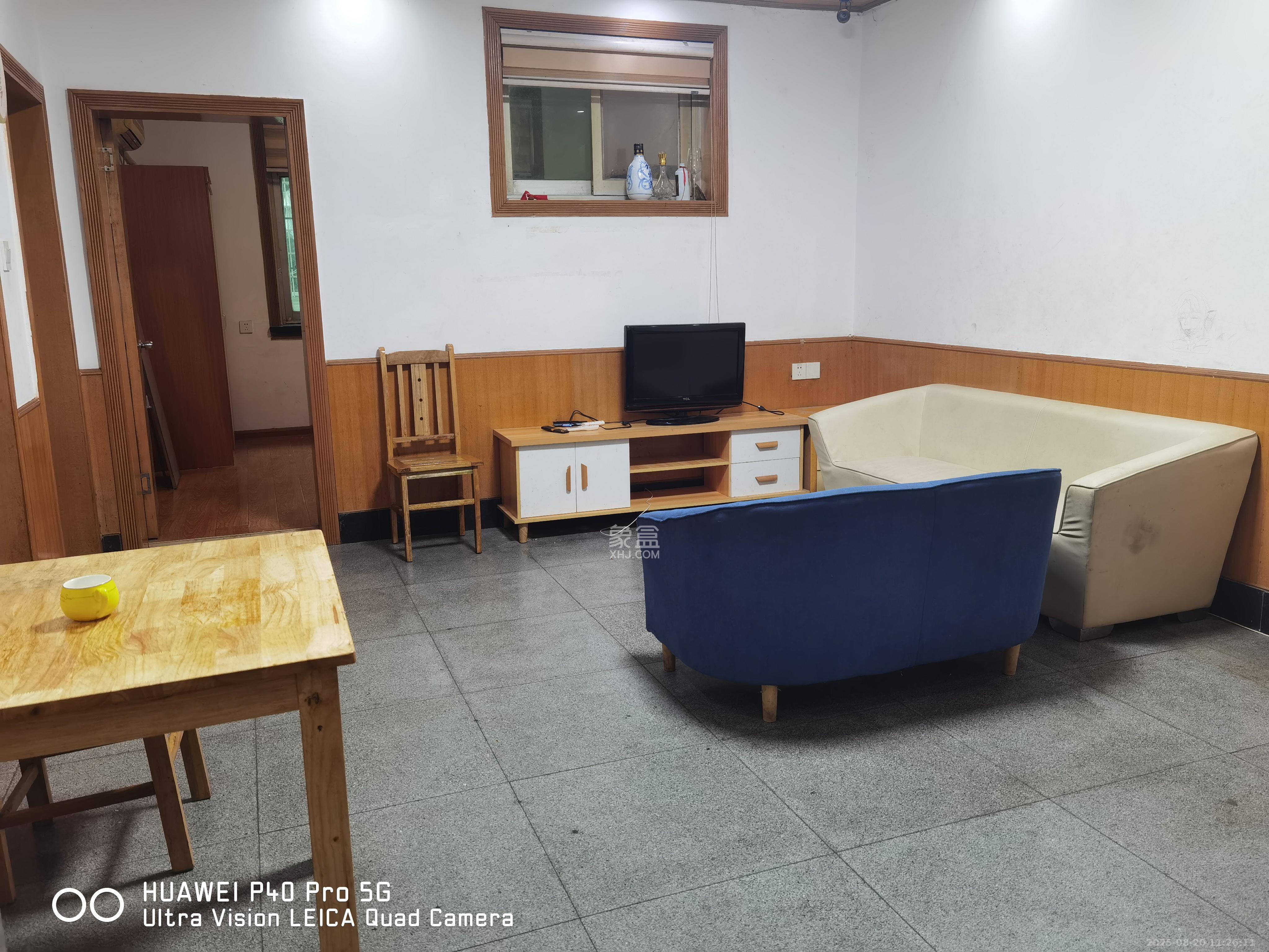 星沙六区 3室2厅1卫 1200.0元/月 星沙六区 3室2厅1卫 1200.0元/月室内图