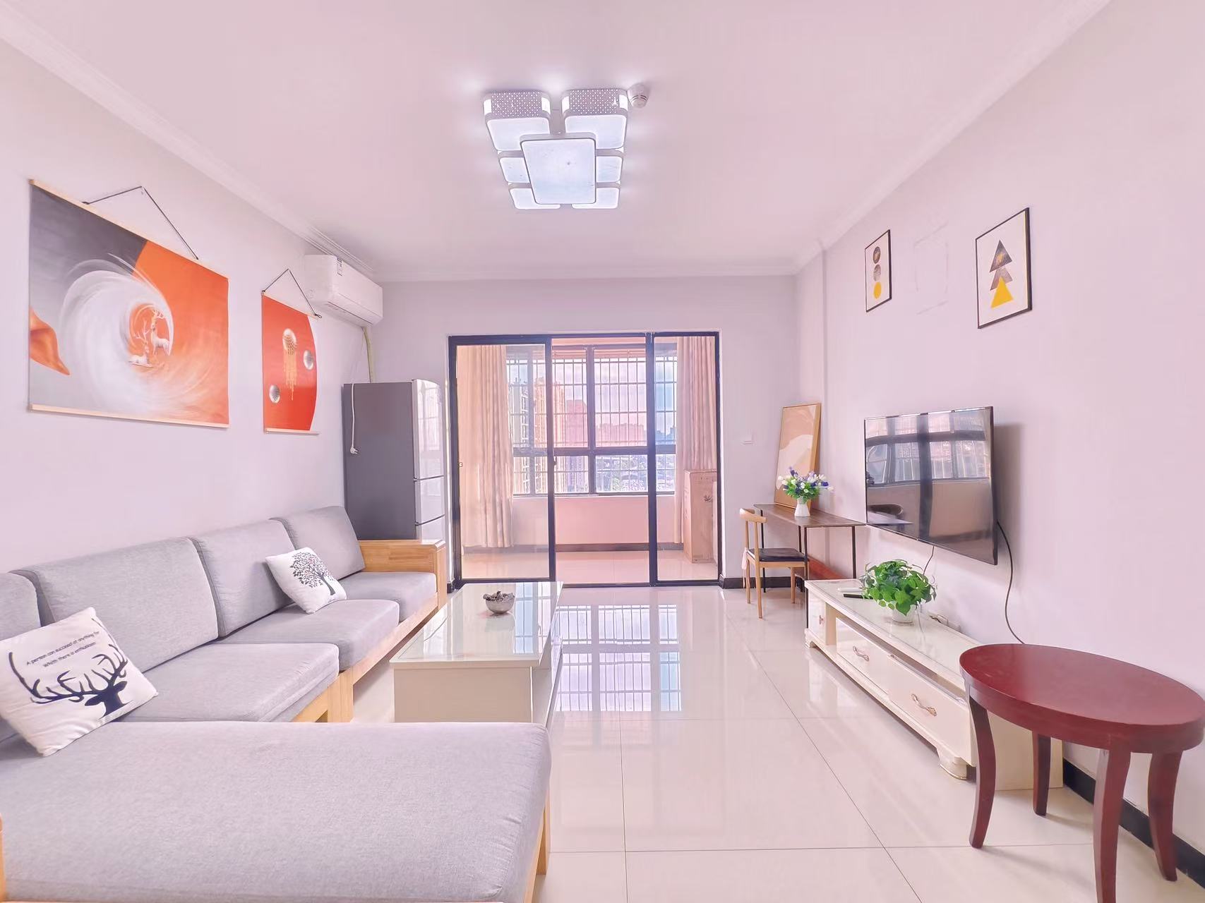 圭塘三小区  2室2厅1卫    2500.0元/月 圭塘三小区  2室2厅1卫    2500.0元/月户型图