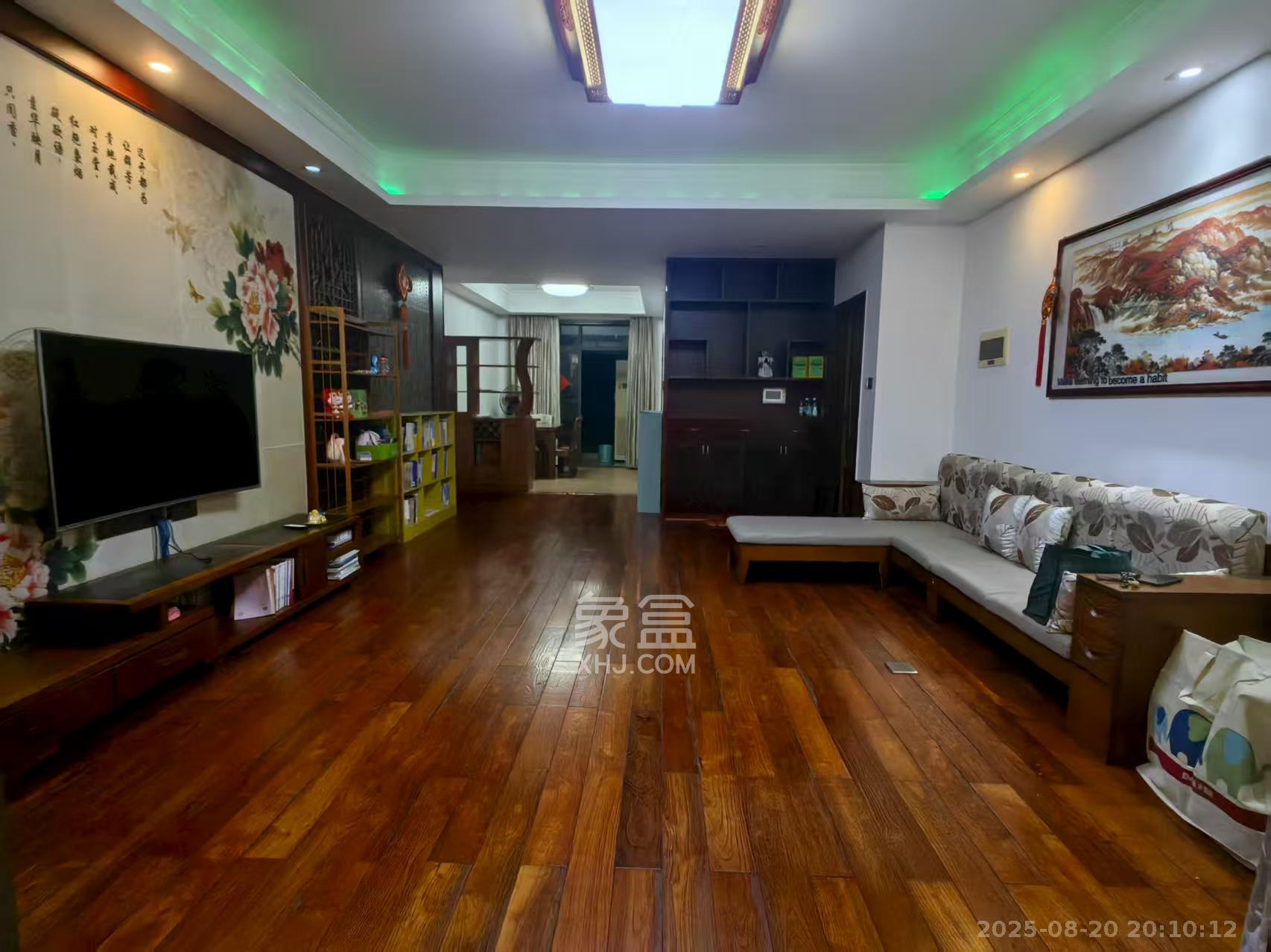 宏聚地中海 4室2厅2卫 2700.0元/月 宏聚地中海 4室2厅2卫 2700.0元/月室内图