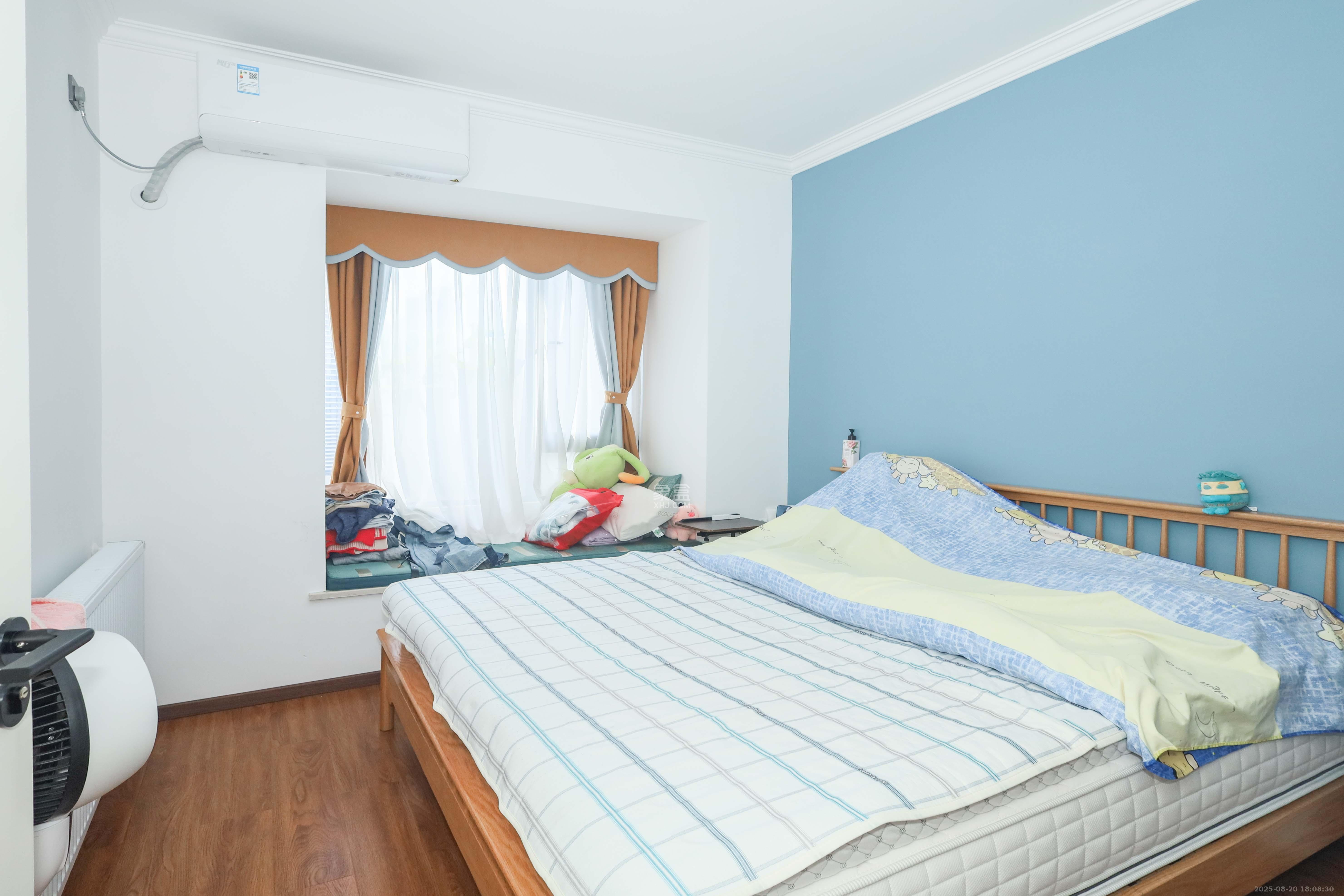 中国铁建梅溪青秀三期  3室2厅2卫    168.0万 中国铁建梅溪青秀三期  3室2厅2卫    168.0万卧室