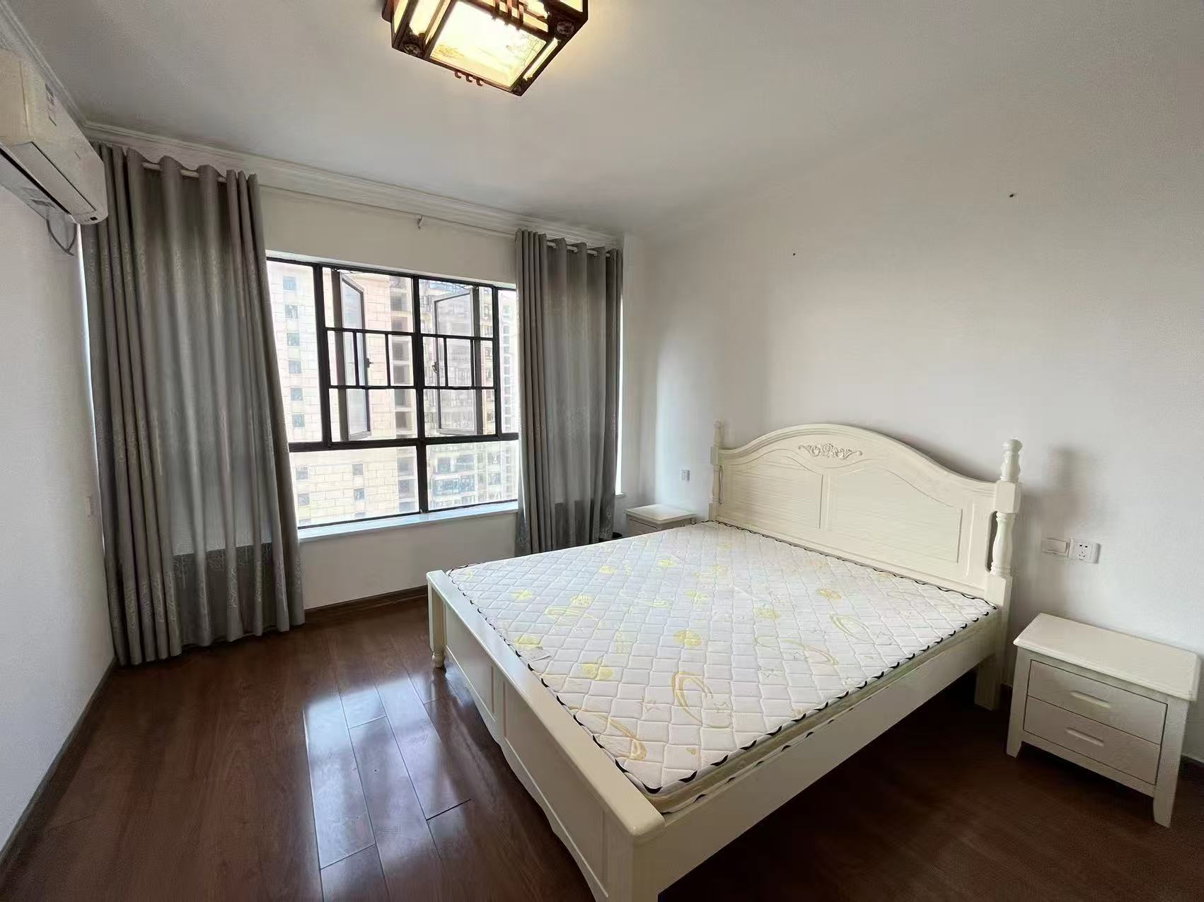 五江碧桂园城市广场  4室2厅2卫    85.0万 五江碧桂园城市广场  4室2厅2卫    85.0万